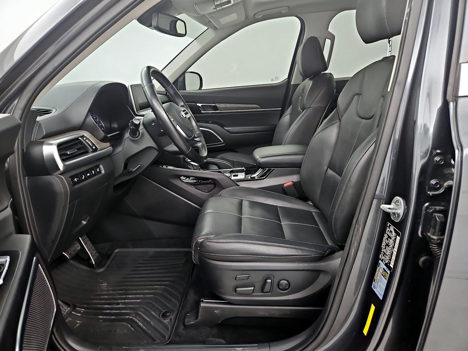 Thumbnail: 2021 Kia Telluride - 11