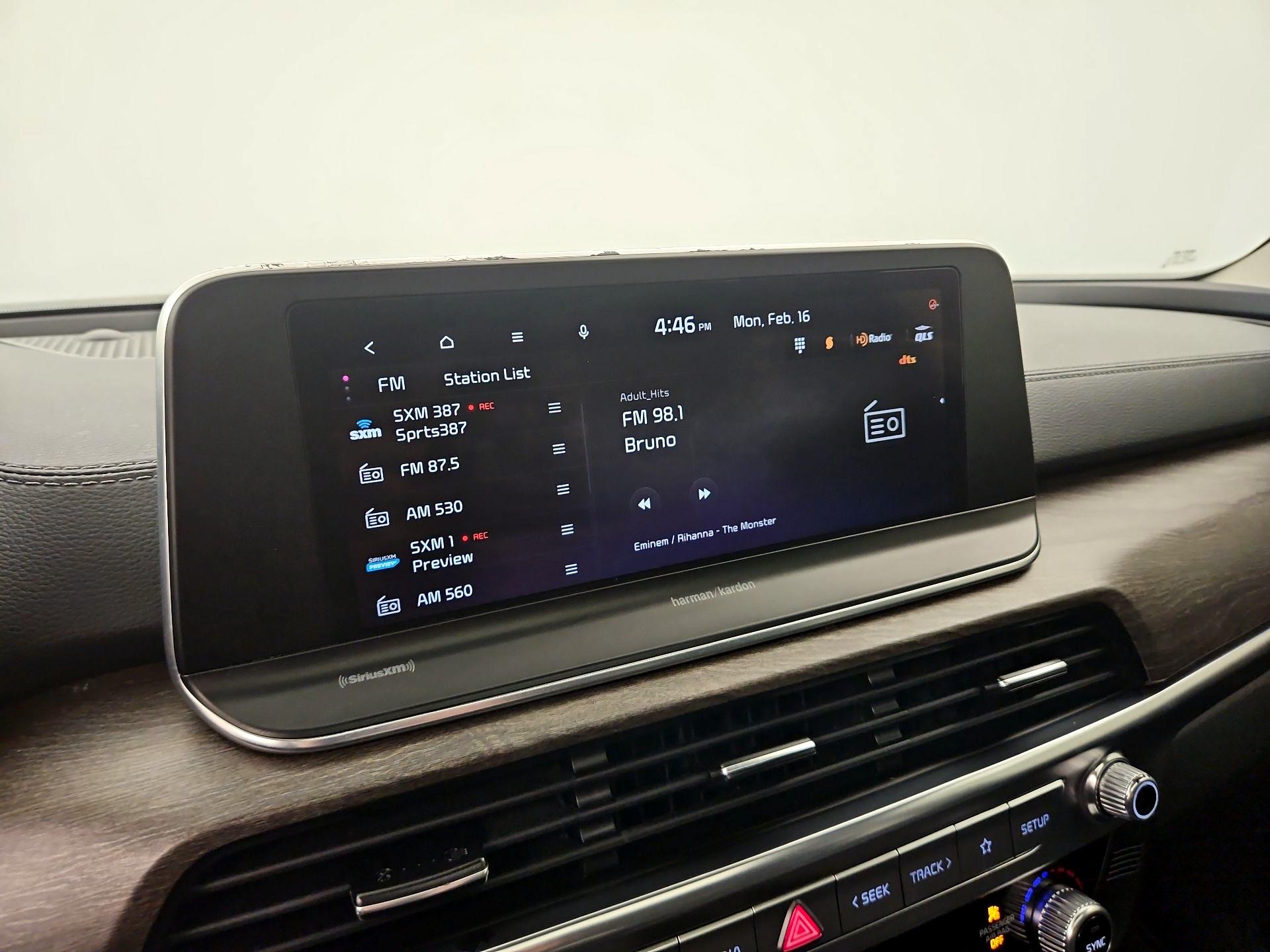 Thumbnail: 2021 Kia Telluride - 16