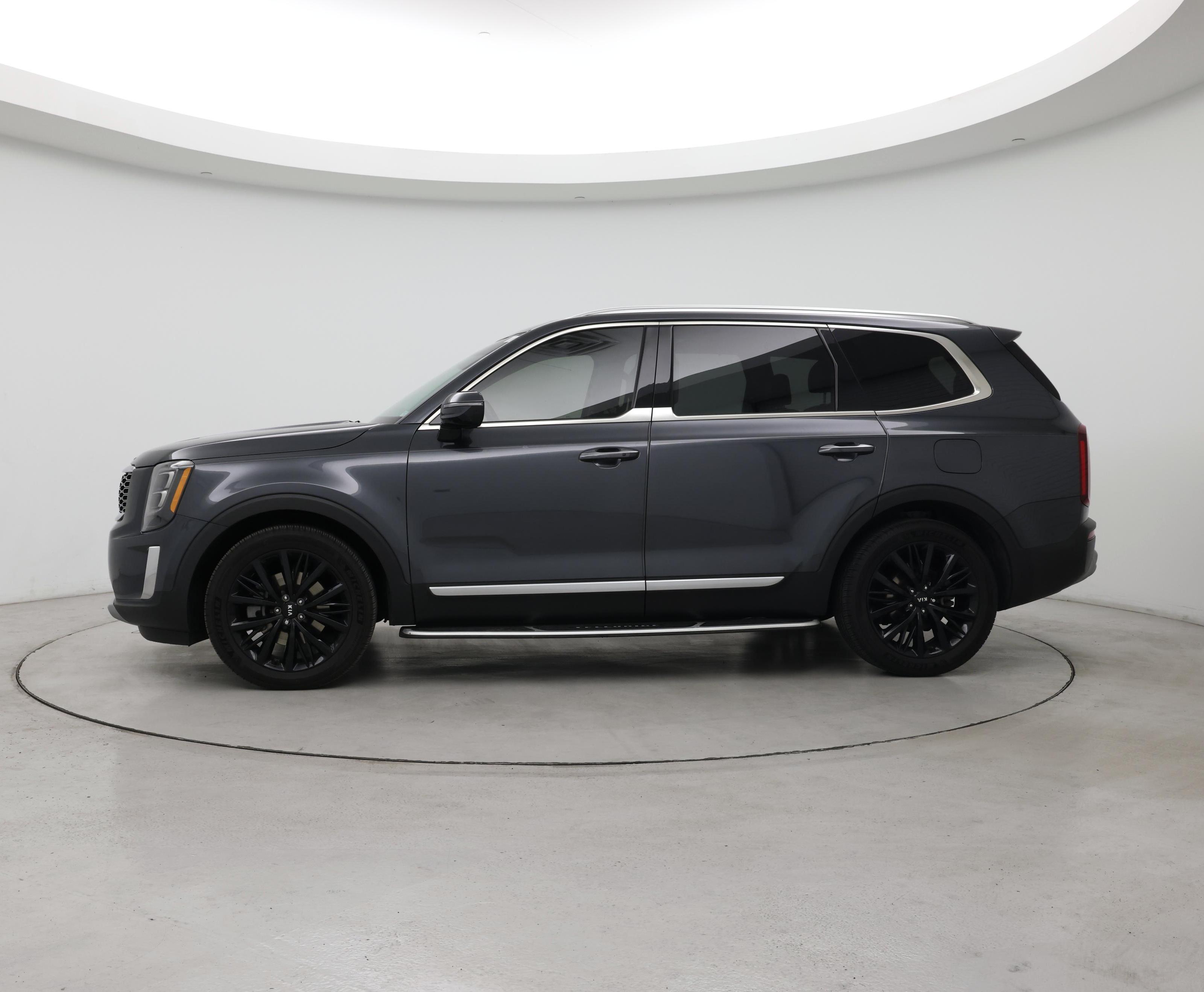 Thumbnail: 2021 Kia Telluride - 3
