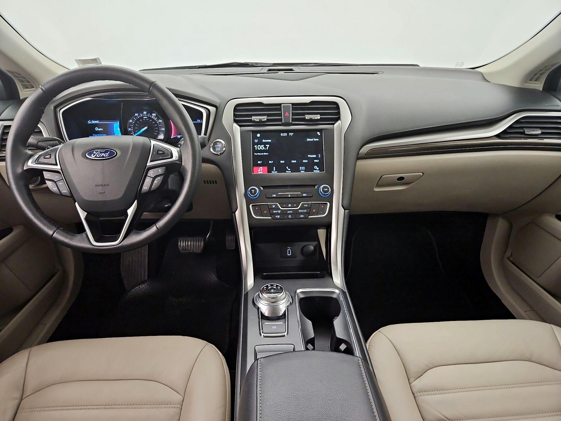 Thumbnail: 2017 Ford Fusion - 9