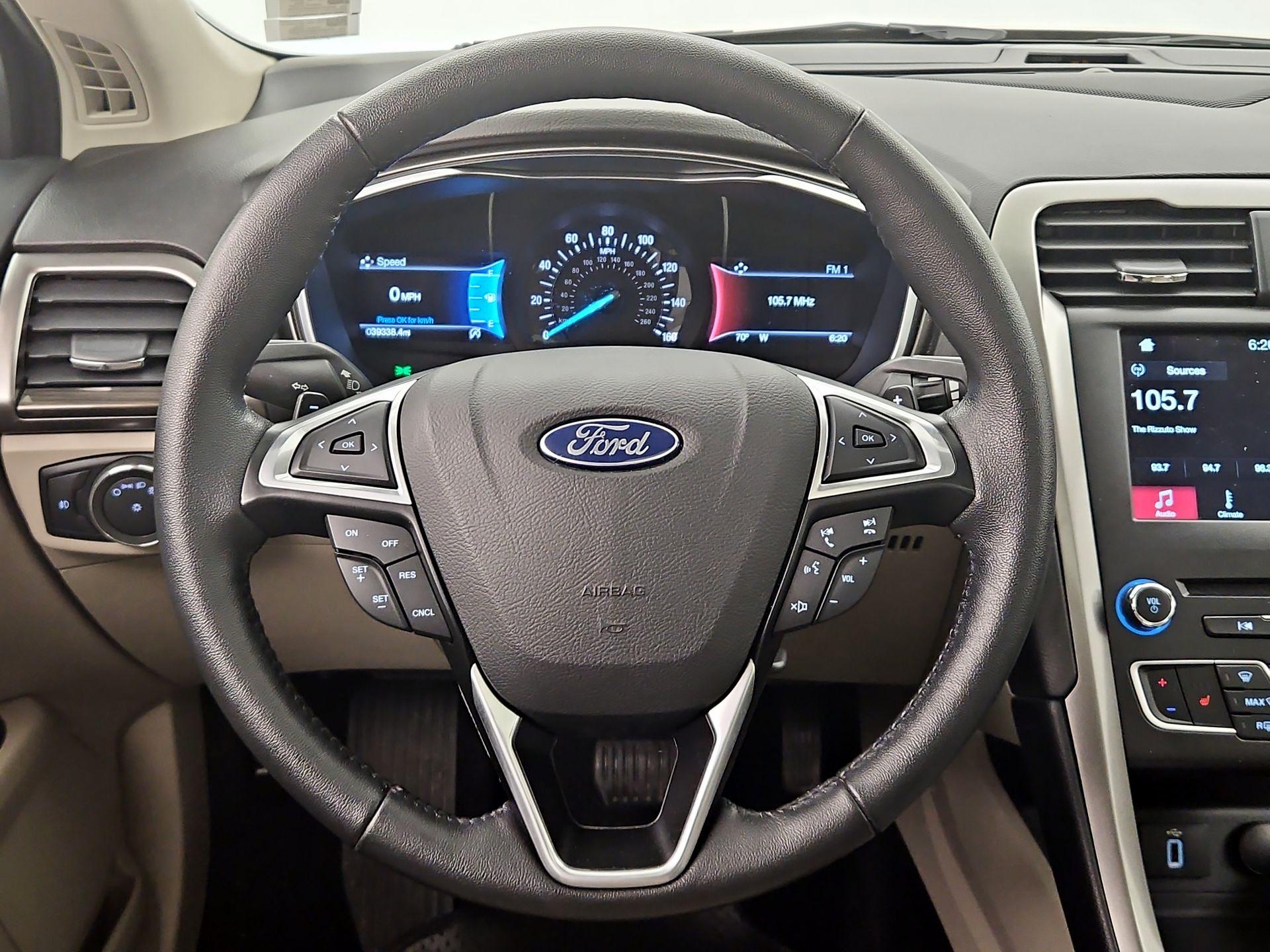 Thumbnail: 2017 Ford Fusion - 10