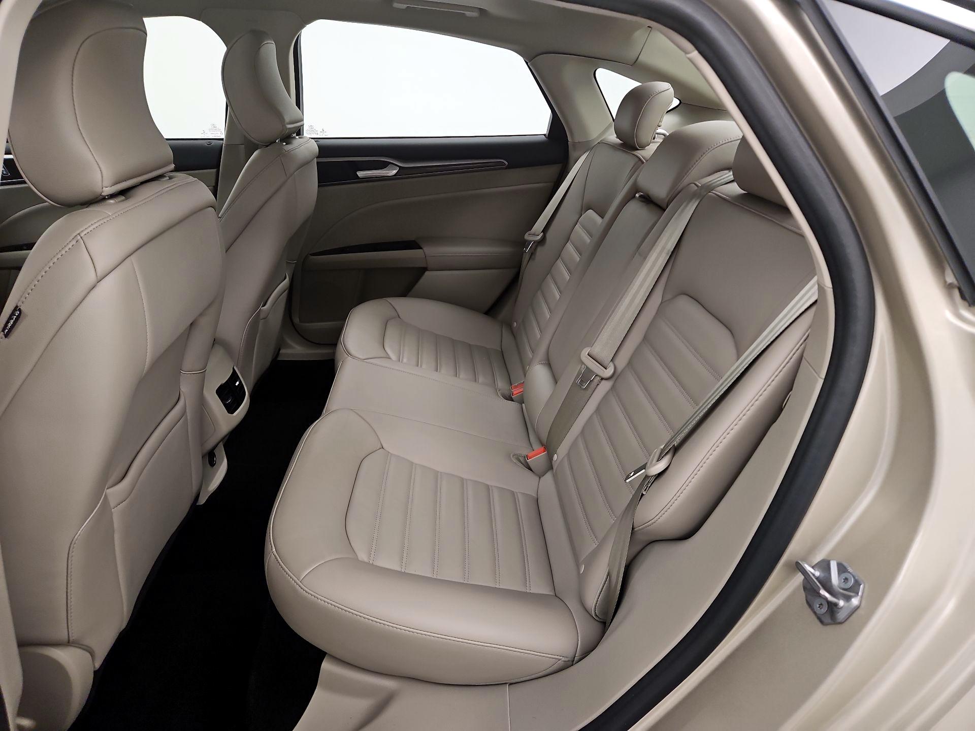 Thumbnail: 2017 Ford Fusion - 20