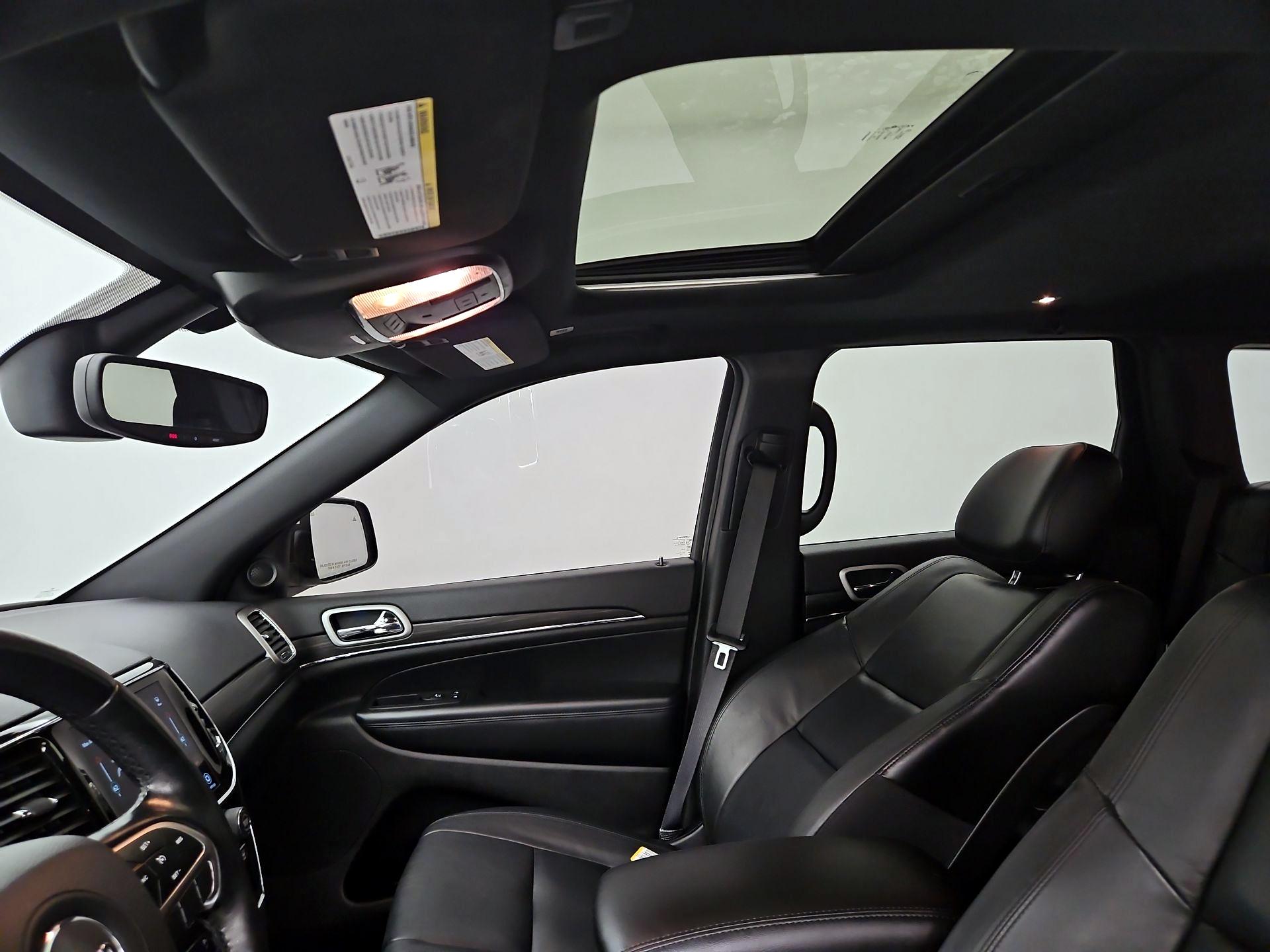 Thumbnail: 2021 Jeep Grand Cherokee - 19