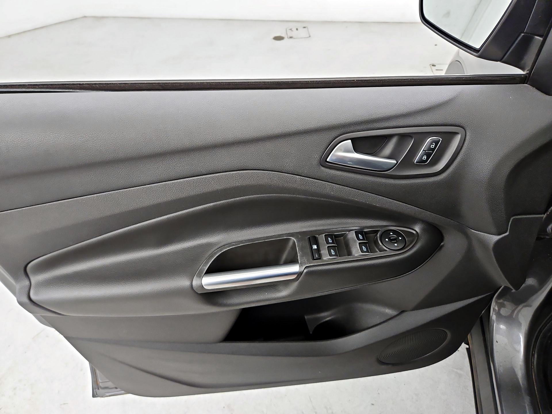 Thumbnail: 2014 Ford Escape - 12