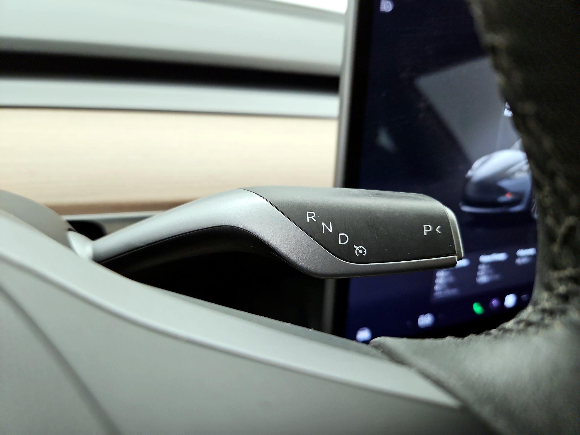 Thumbnail: 2023 Tesla Model 3 - 17