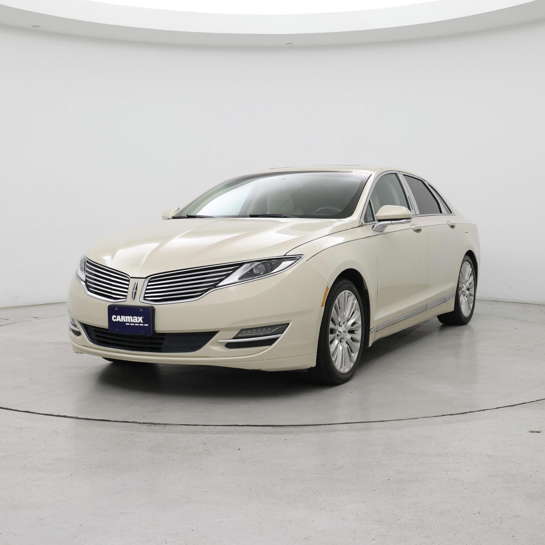 Thumbnail: 2015 Lincoln MKZ - 4