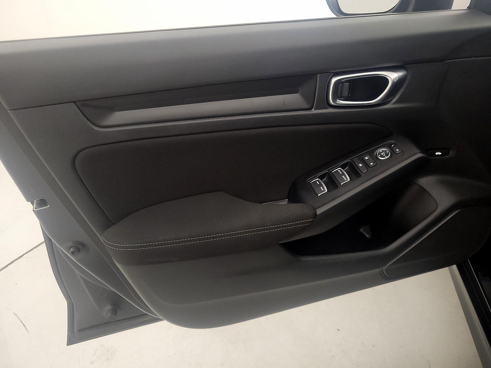 Thumbnail: 2025 Honda Civic - 12