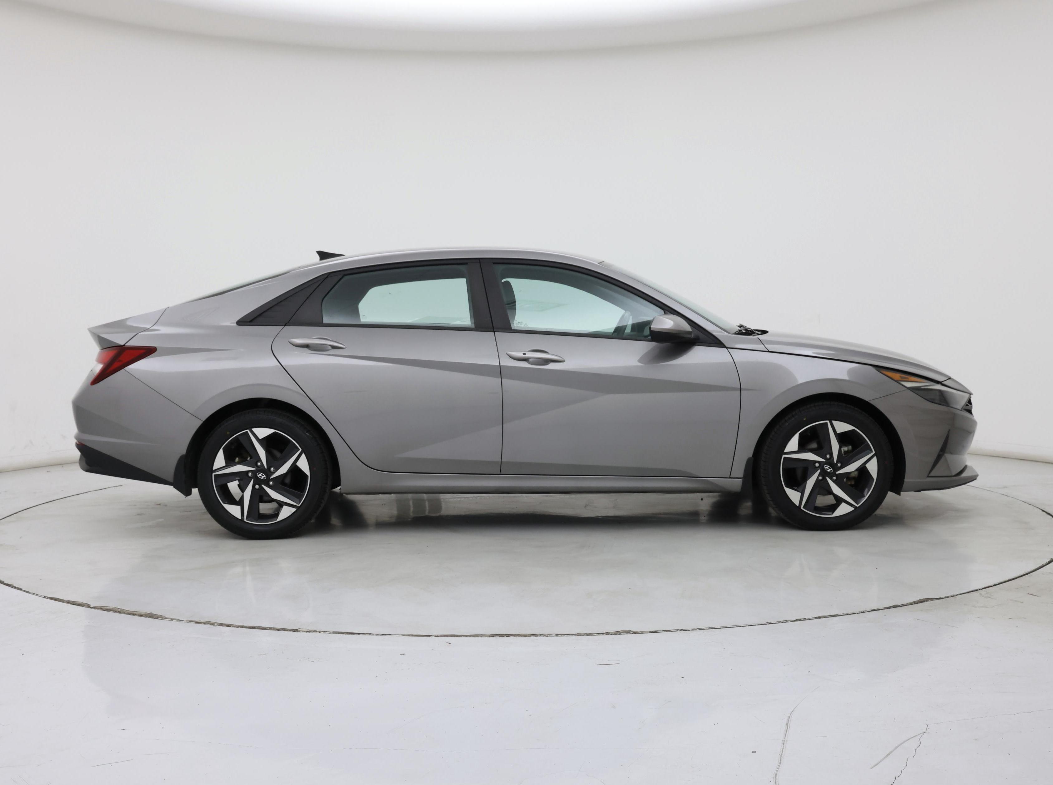 Thumbnail: 2023 Hyundai Elantra - 7