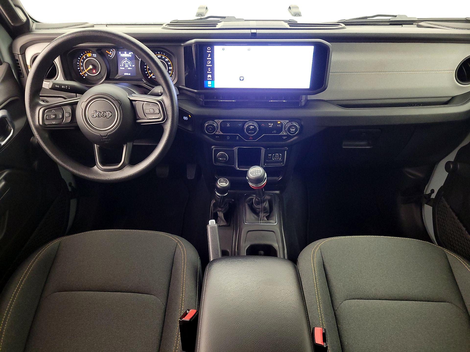 Thumbnail: 2024 Jeep Wrangler - 9