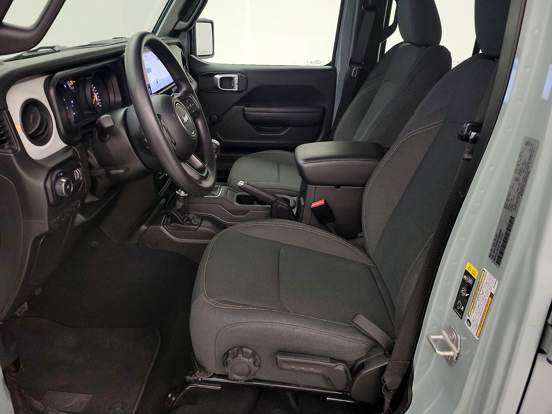 Thumbnail: 2024 Jeep Wrangler - 11