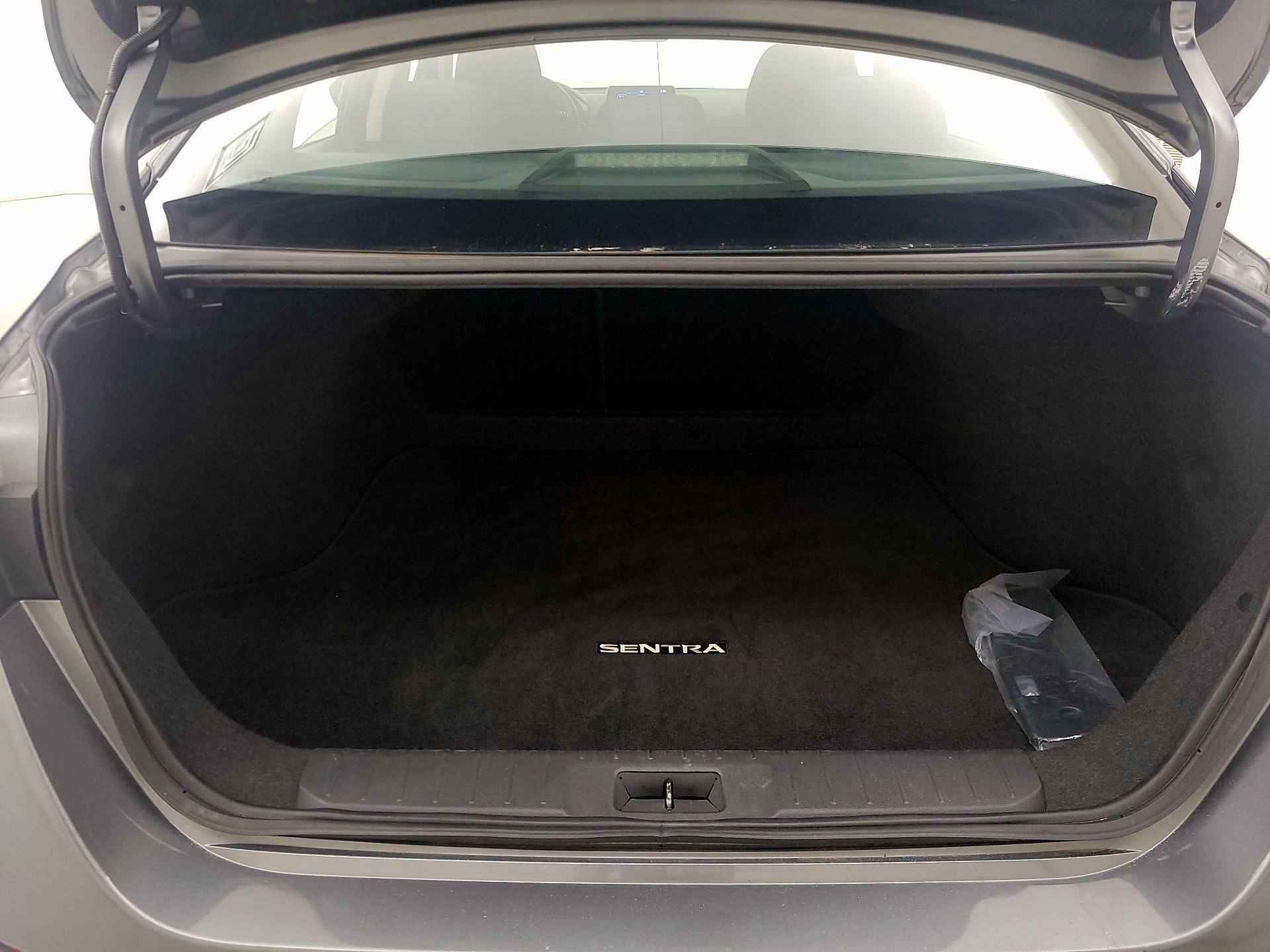 Thumbnail: 2024 Nissan Sentra - 20