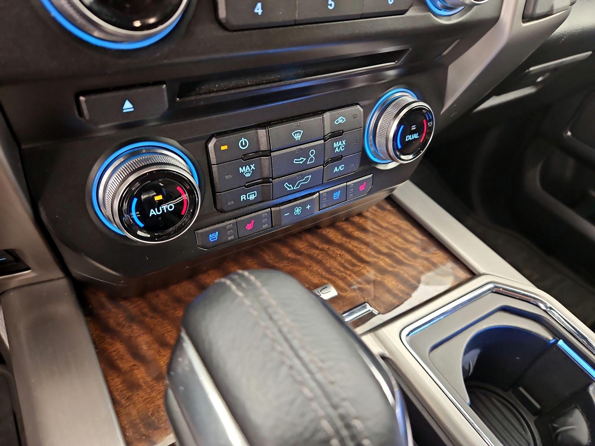 Thumbnail: 2015 Ford F-150 - 16