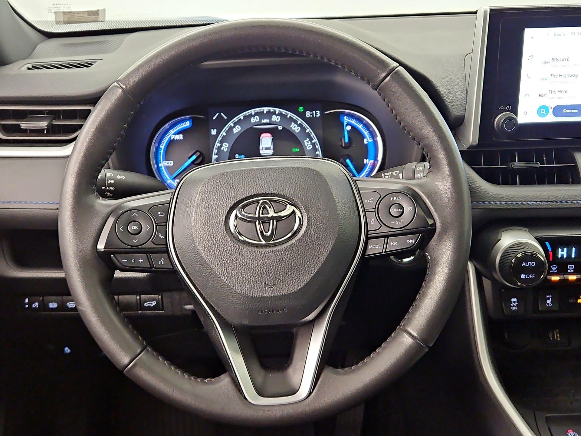 Thumbnail: 2024 Toyota RAV4 - 10