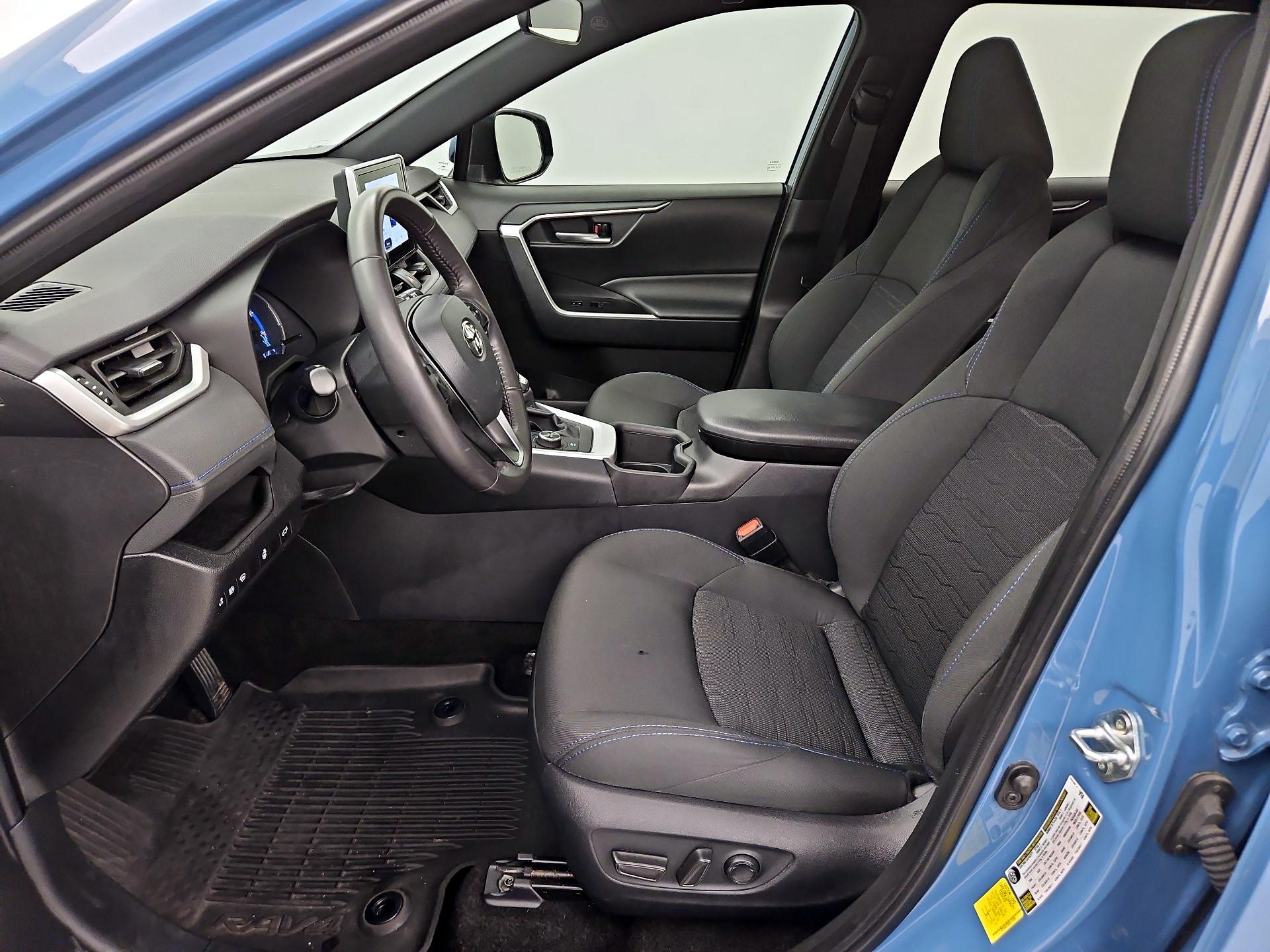 Thumbnail: 2024 Toyota RAV4 - 11