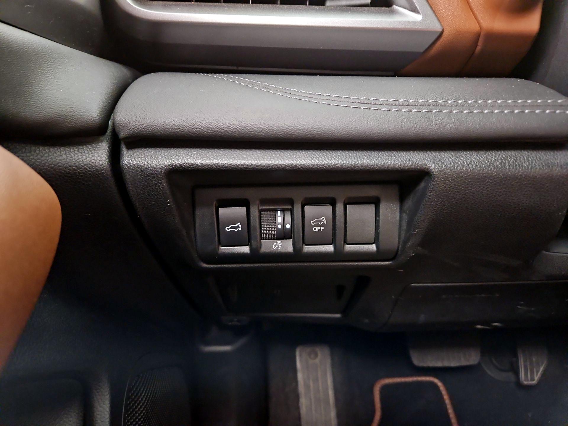 Thumbnail: 2020 Subaru Outback - 13