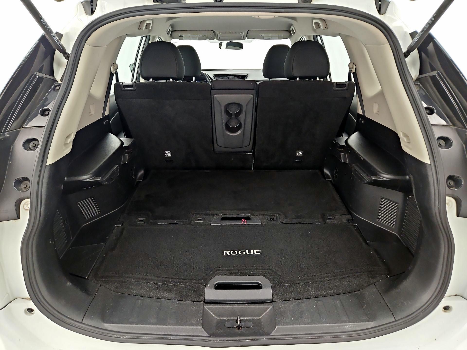 Thumbnail: 2018 Nissan Rogue - 20