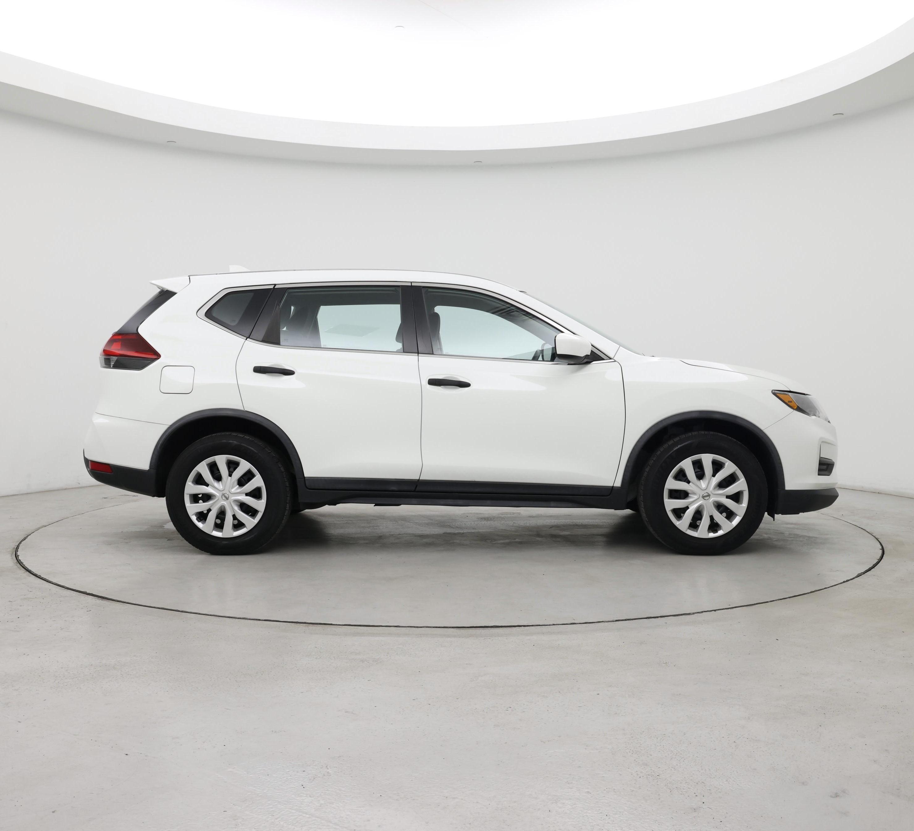 Thumbnail: 2018 Nissan Rogue - 7