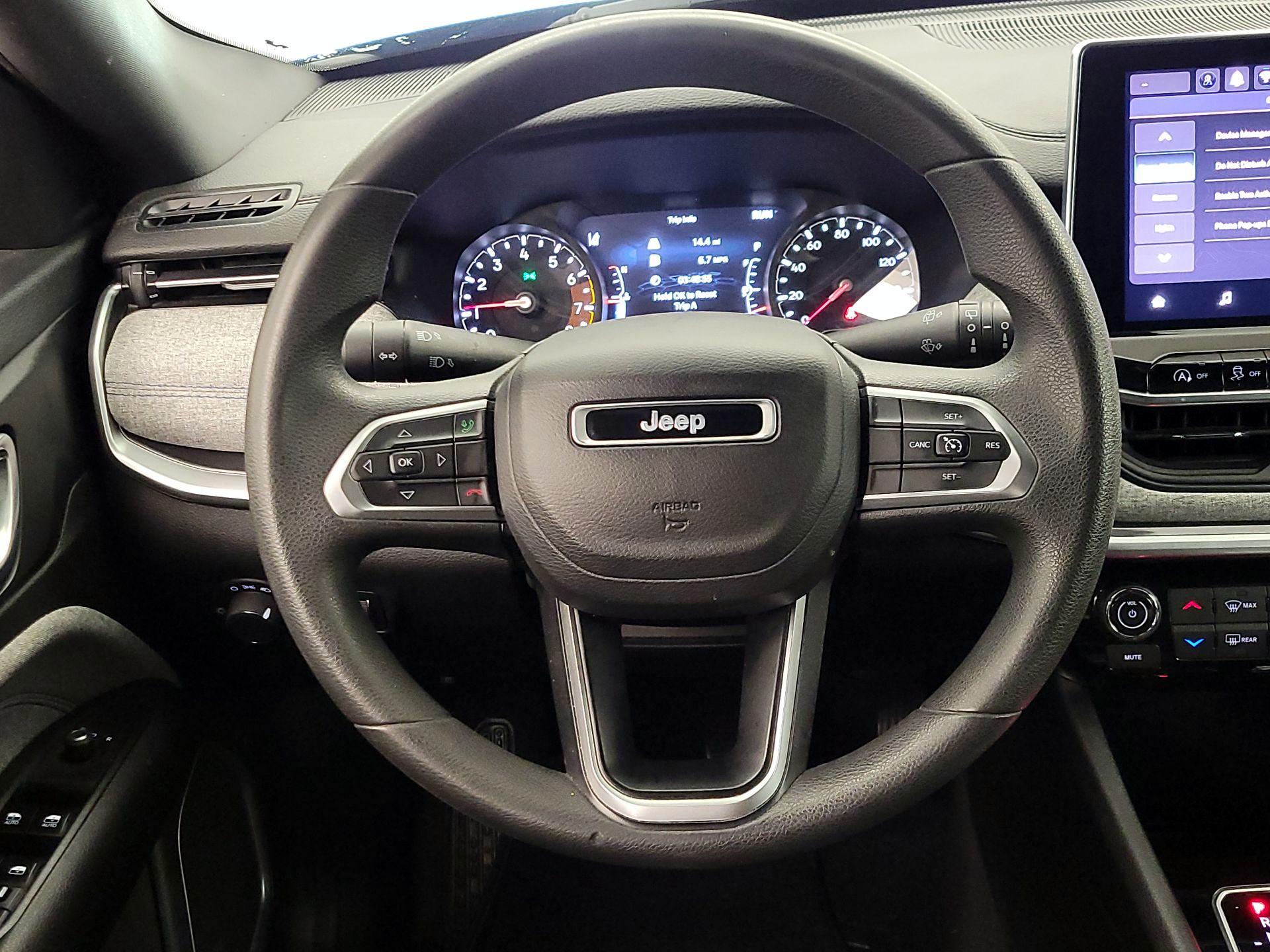 Thumbnail: 2024 Jeep Compass - 10