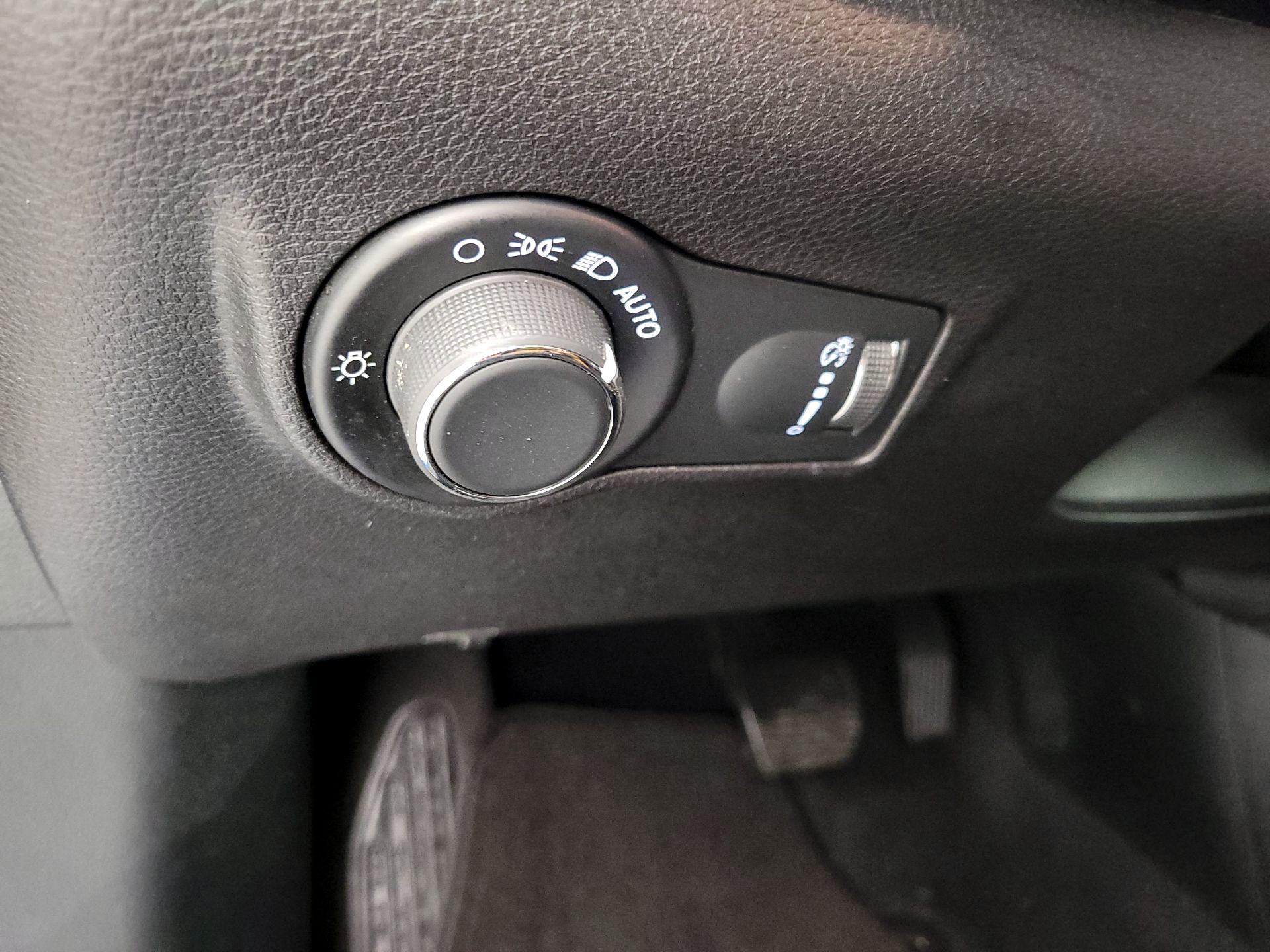 Thumbnail: 2024 Jeep Compass - 13