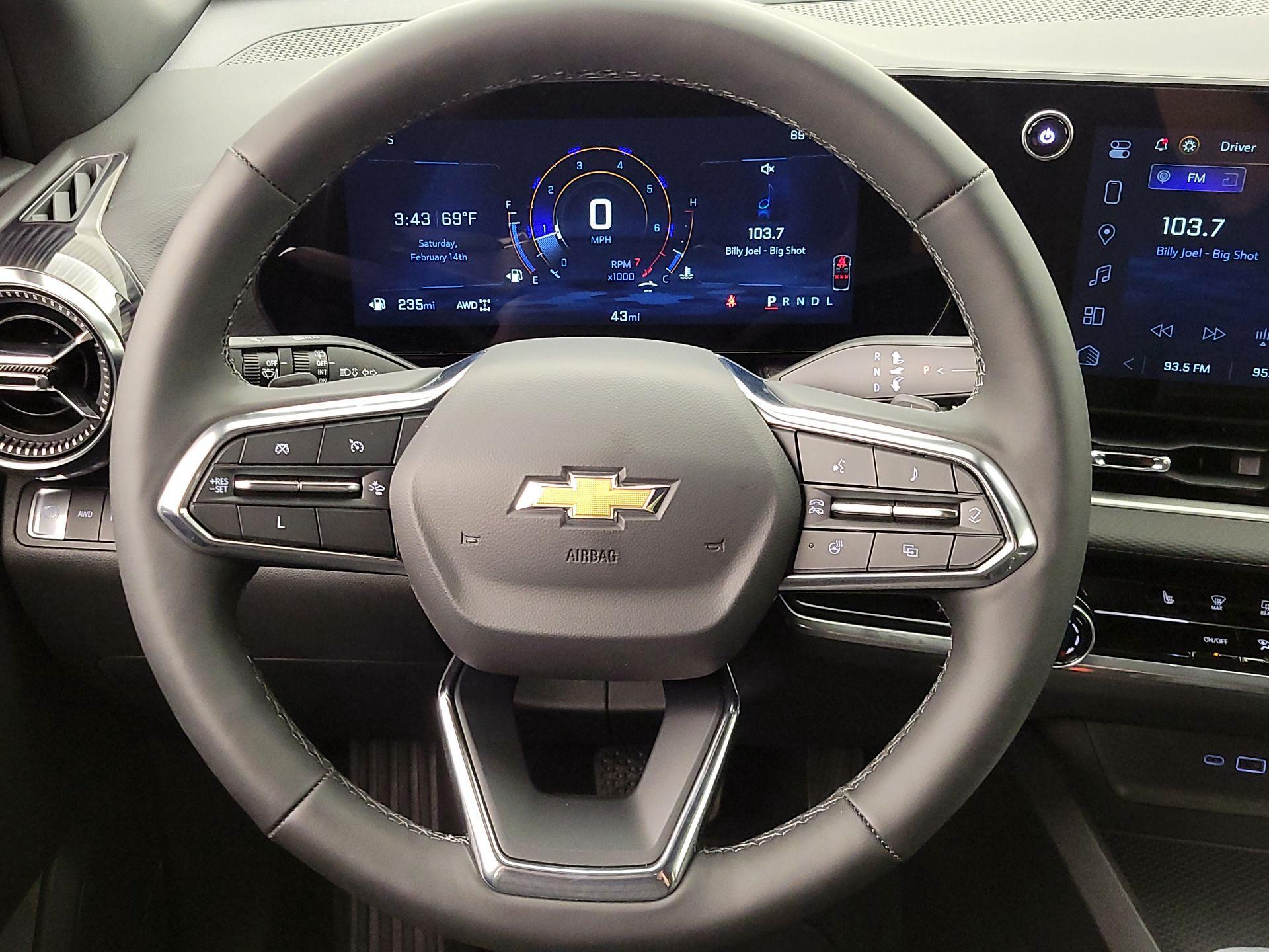 Thumbnail: 2025 Chevrolet Equinox - 10