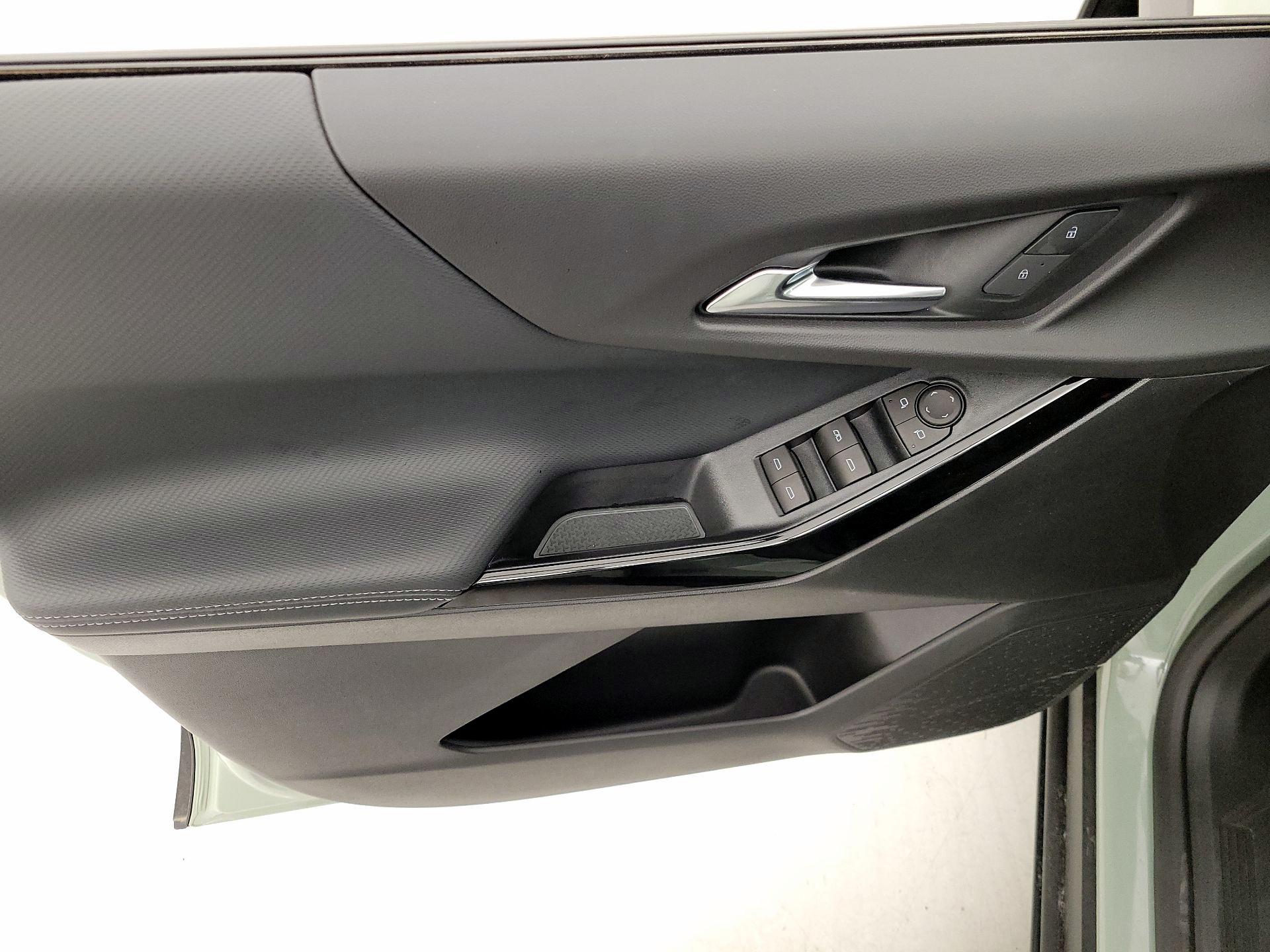 Thumbnail: 2025 Chevrolet Equinox - 12