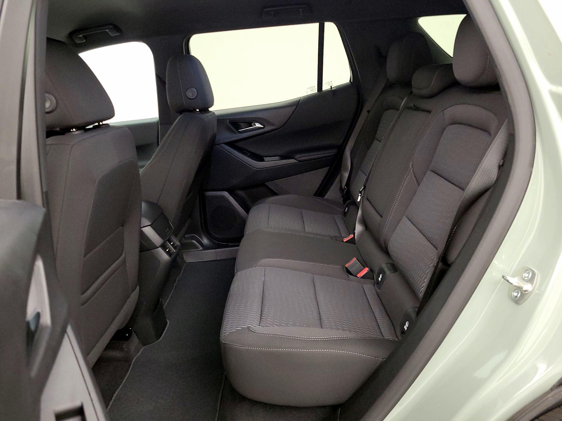 Thumbnail: 2025 Chevrolet Equinox - 19