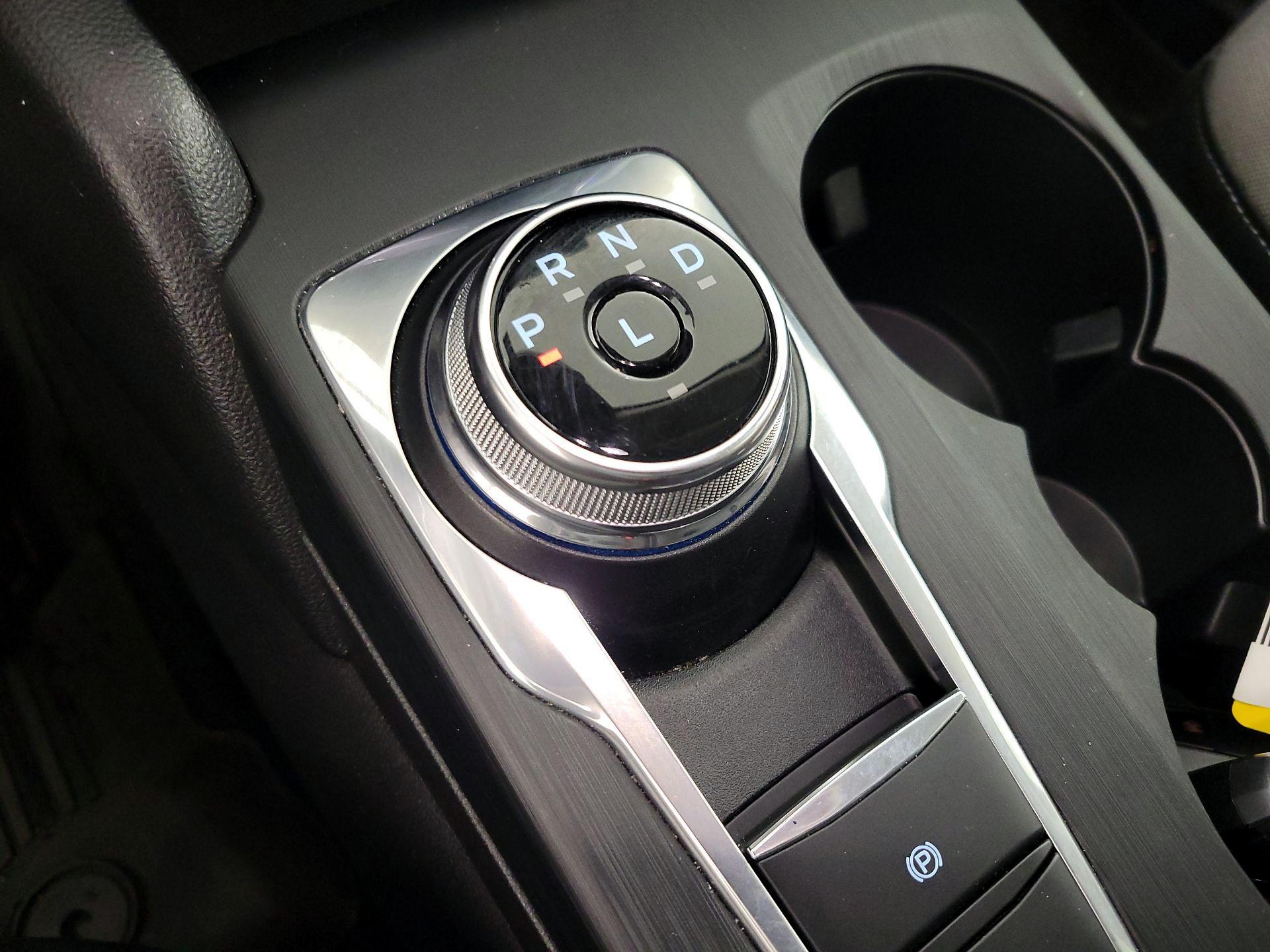 Thumbnail: 2022 Ford Escape - 18