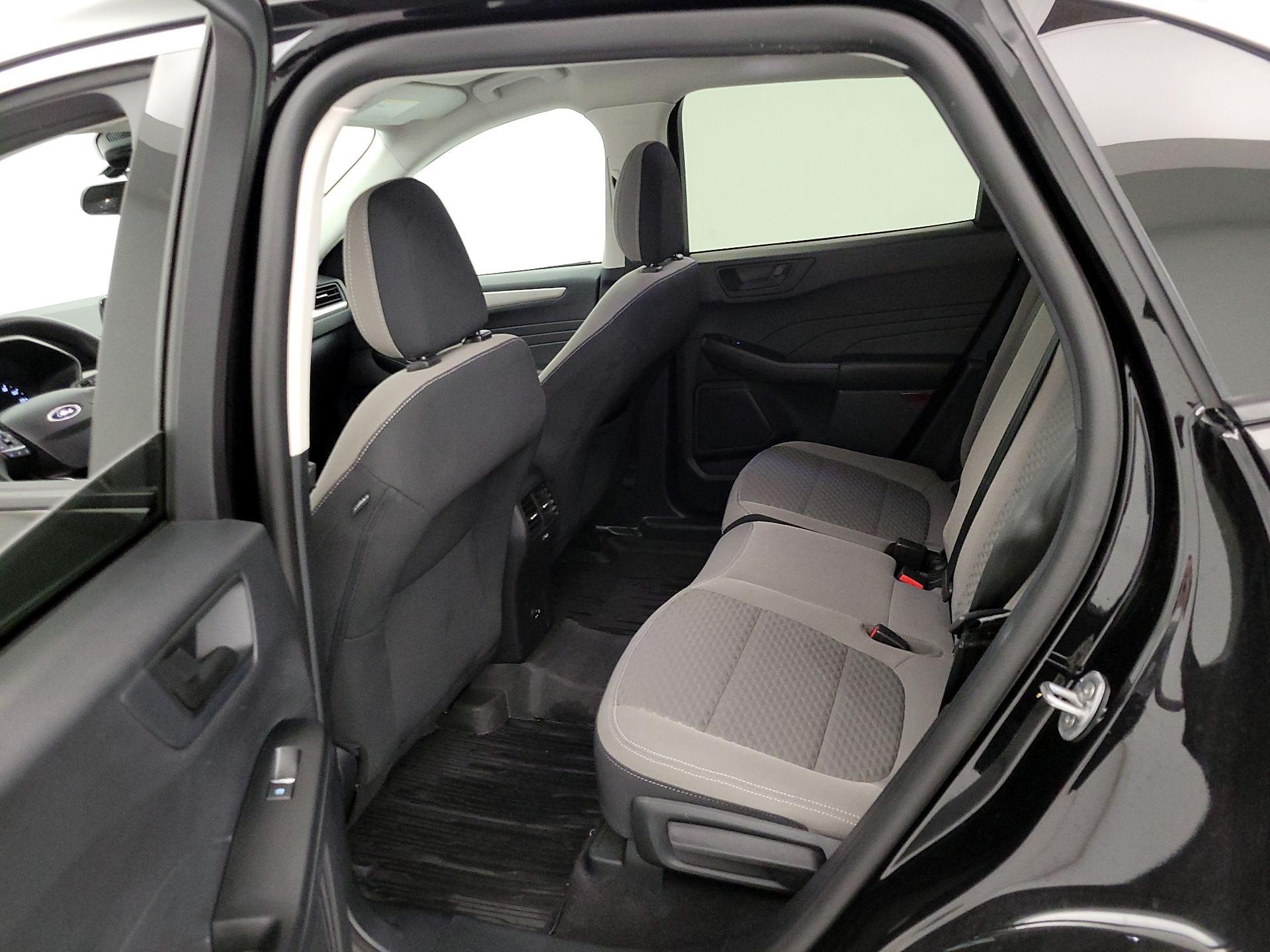 Thumbnail: 2022 Ford Escape - 20