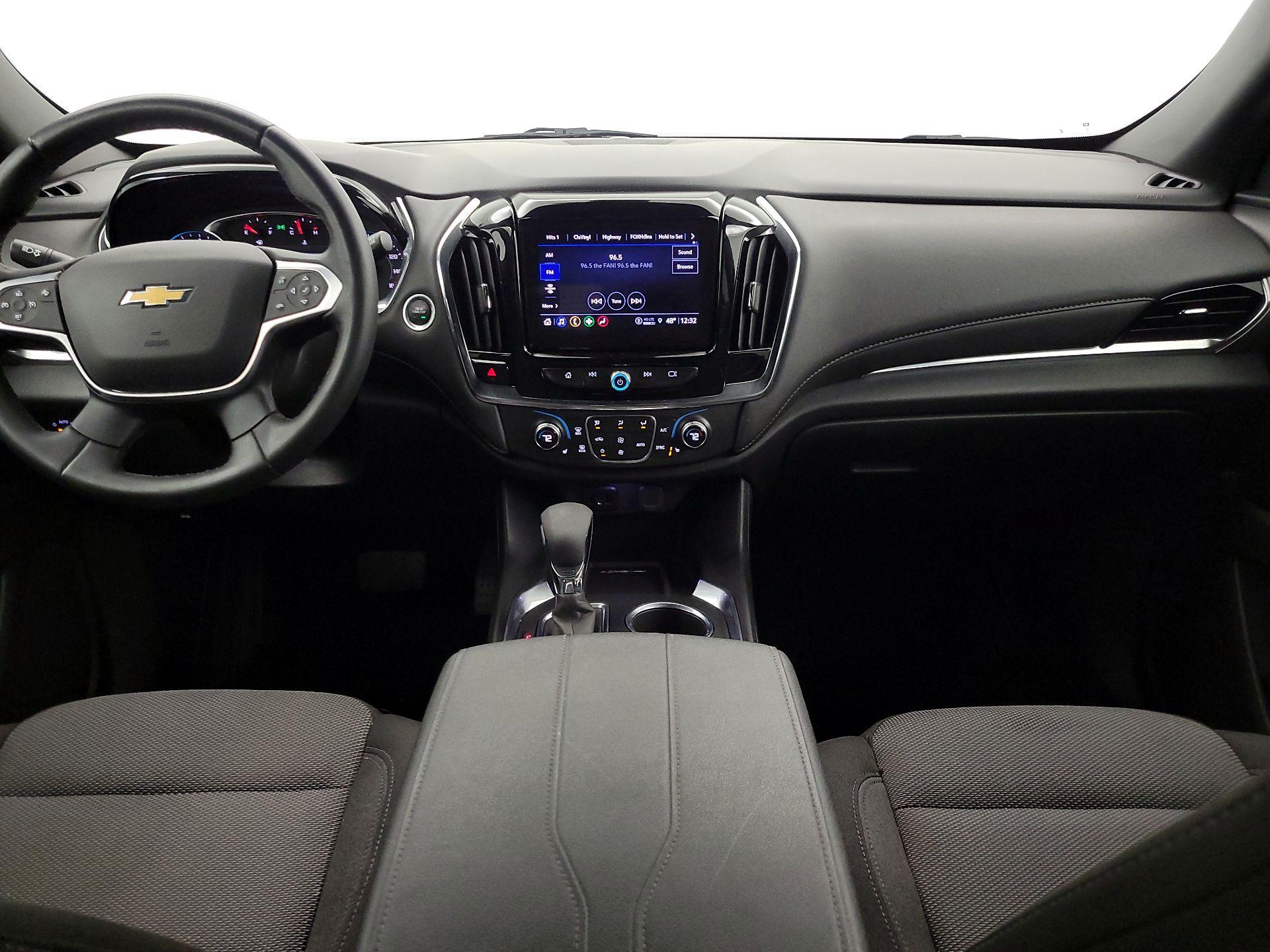 Thumbnail: 2023 Chevrolet Traverse - 9