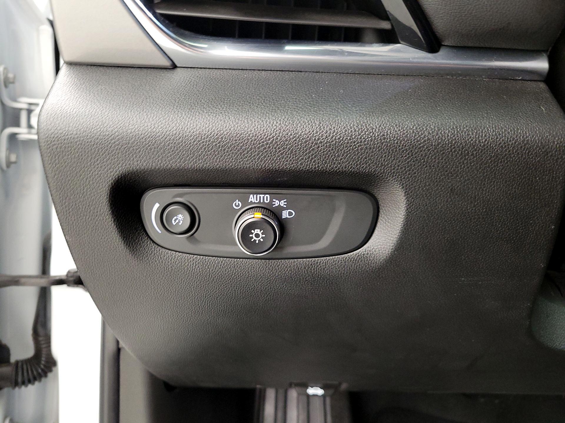 Thumbnail: 2023 Chevrolet Traverse - 13