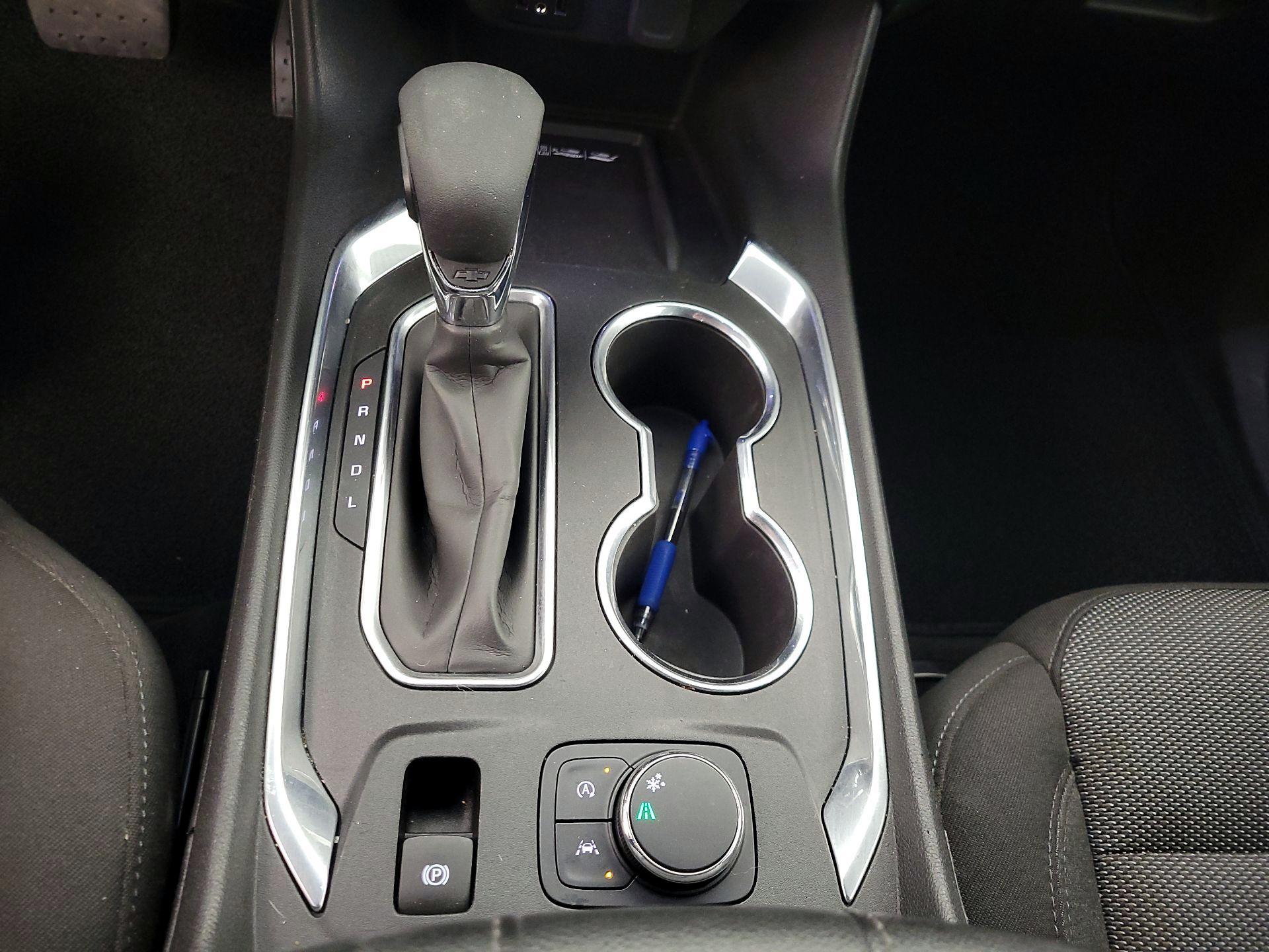 Thumbnail: 2023 Chevrolet Traverse - 17