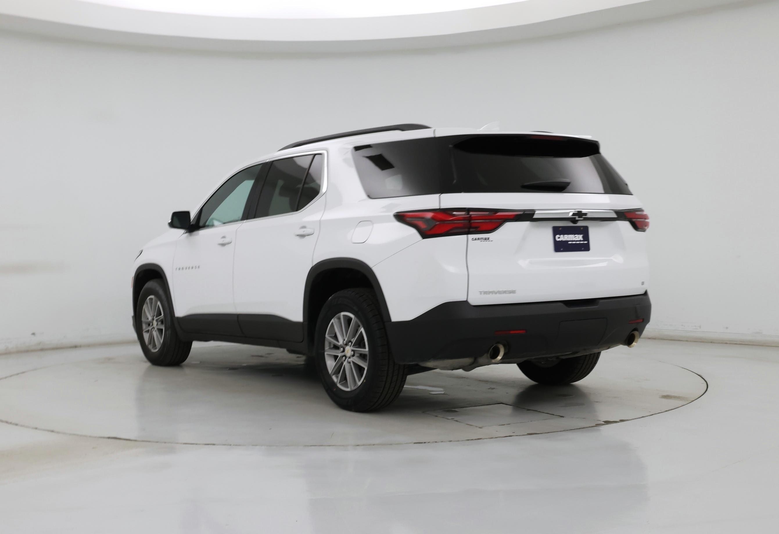 Thumbnail: 2023 Chevrolet Traverse - 2