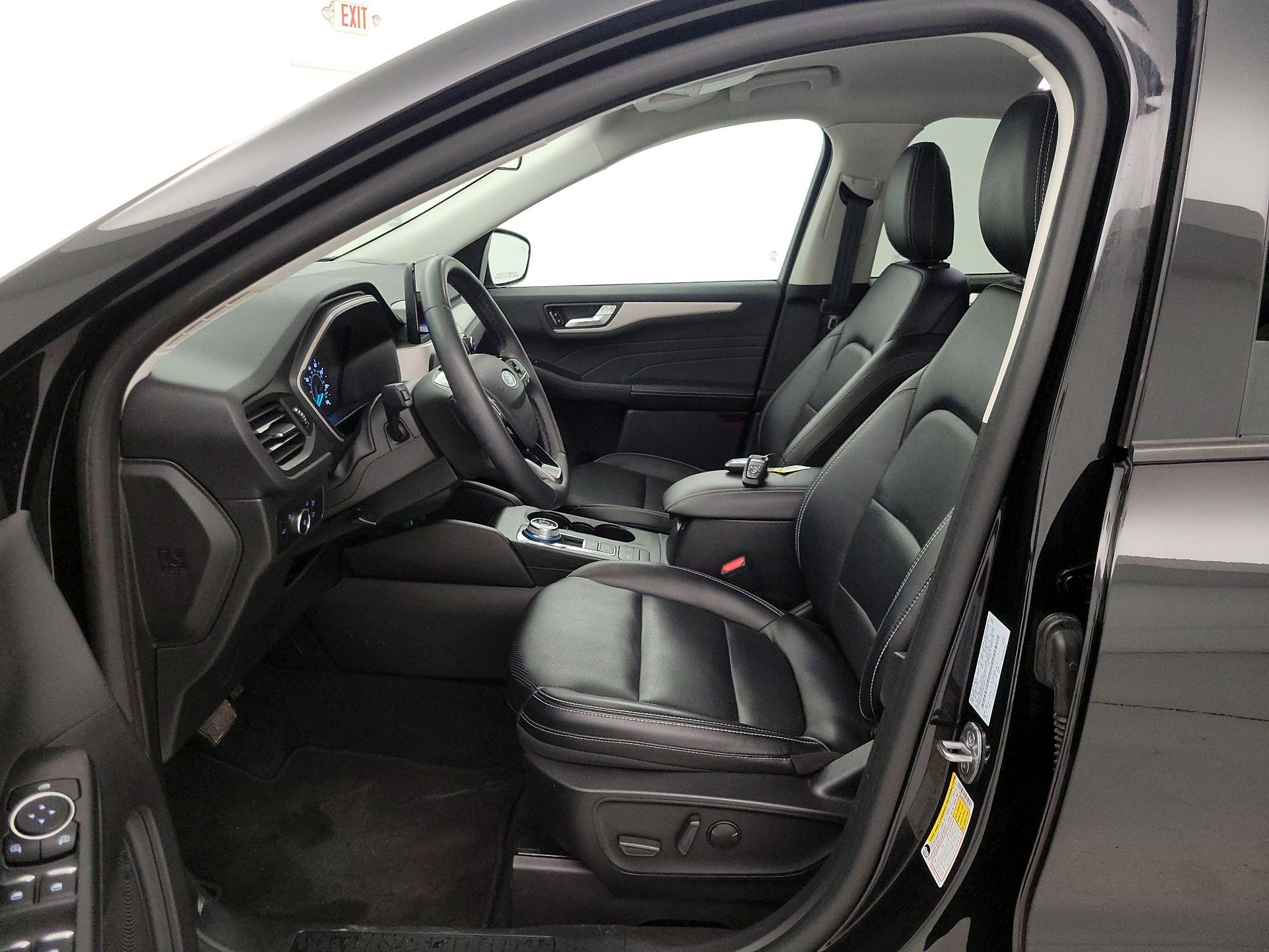 Thumbnail: 2022 Ford Escape - 11