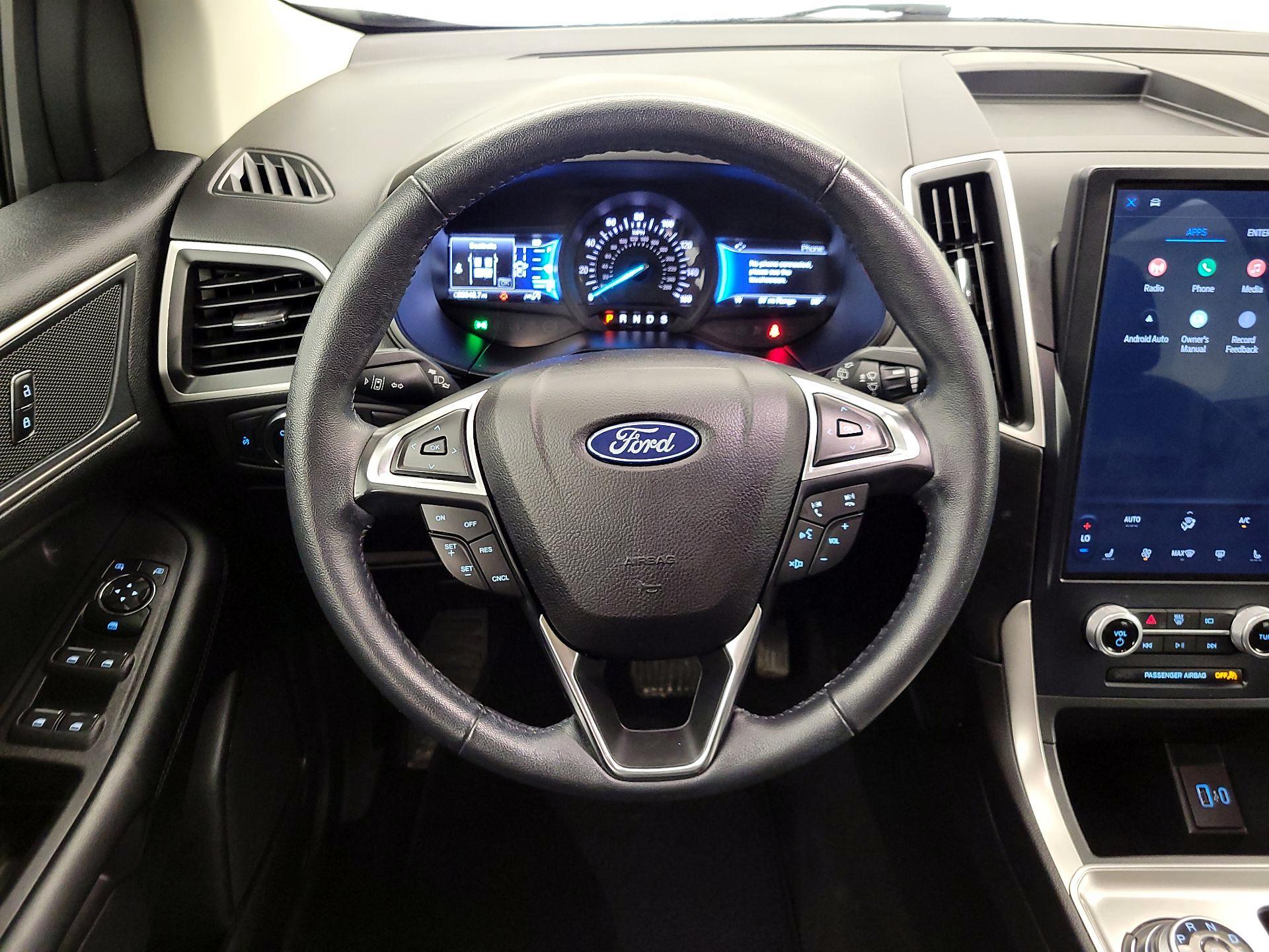 Thumbnail: 2023 Ford Edge - 10