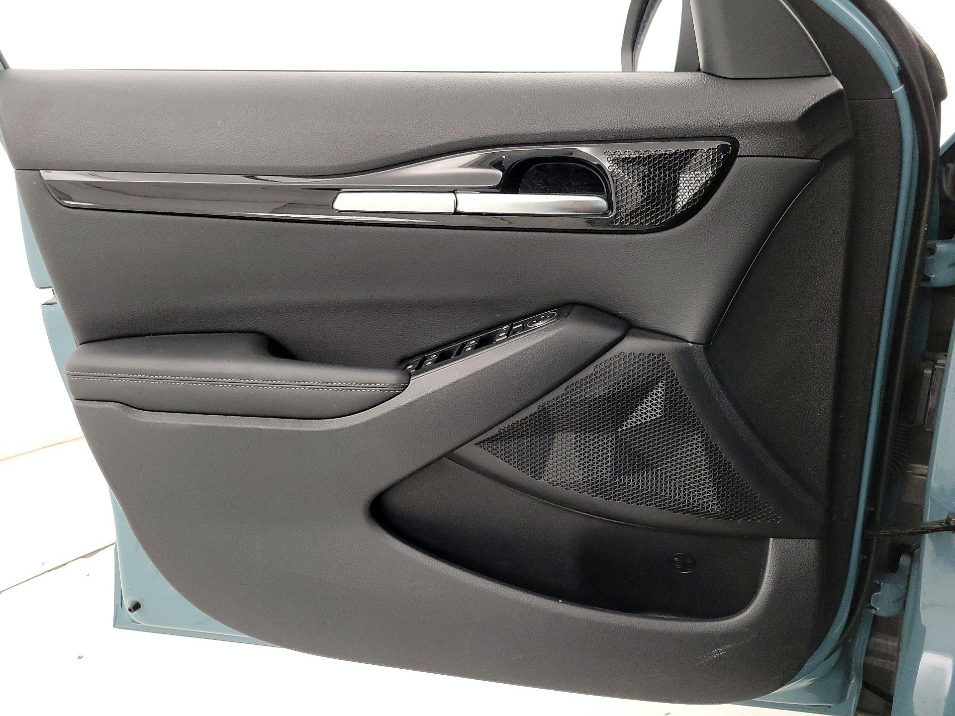 Thumbnail: 2024 Kia Seltos - 12