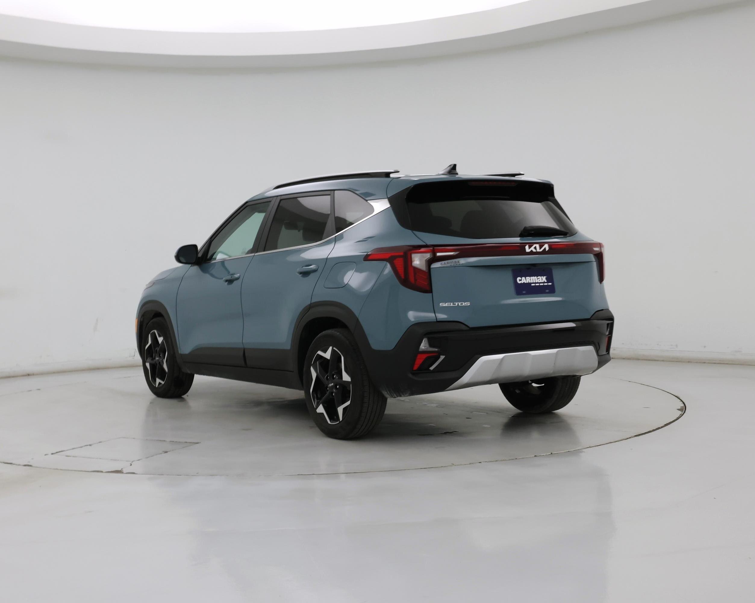 Thumbnail: 2024 Kia Seltos - 2