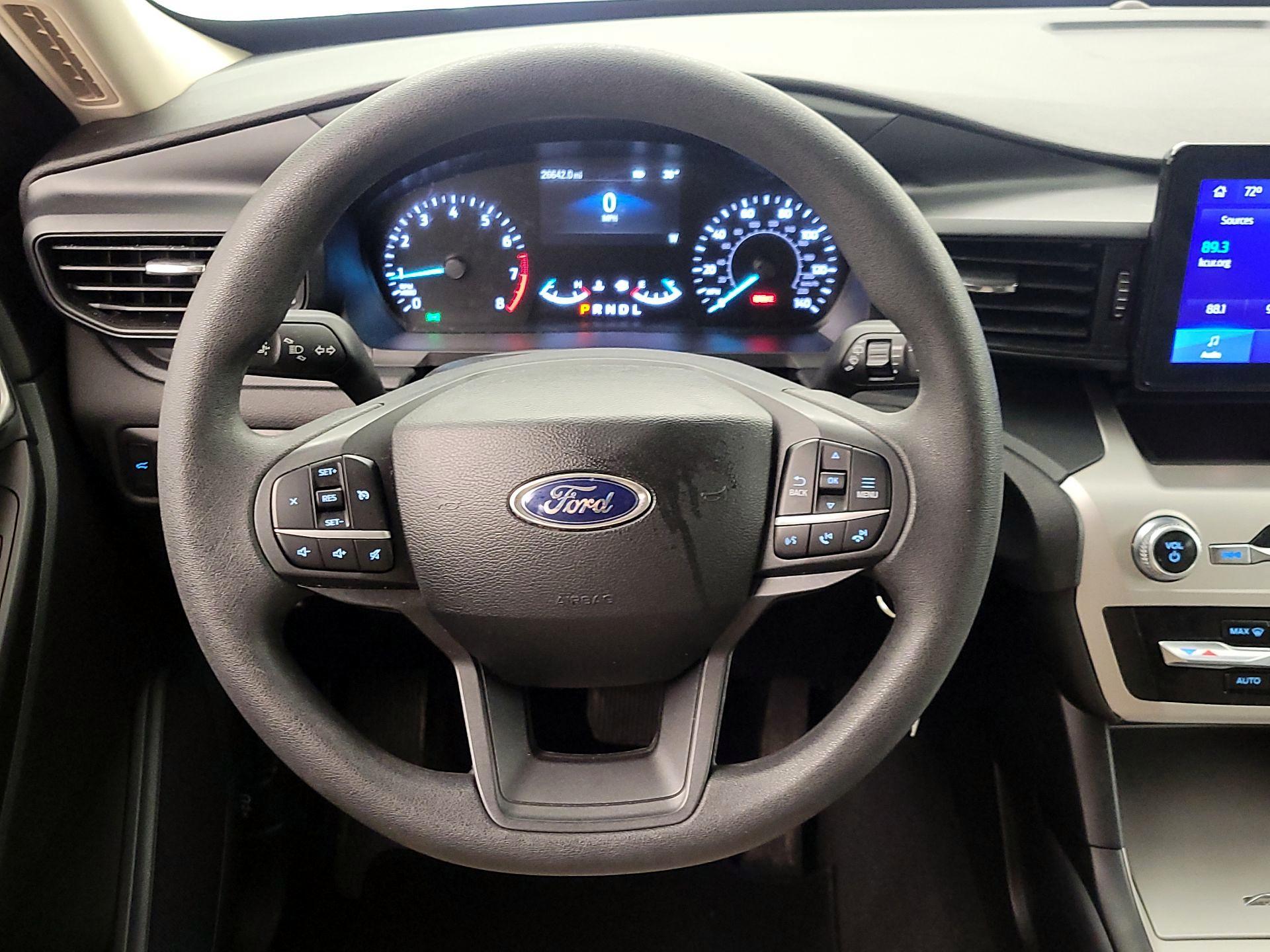 Thumbnail: 2022 Ford Explorer - 10