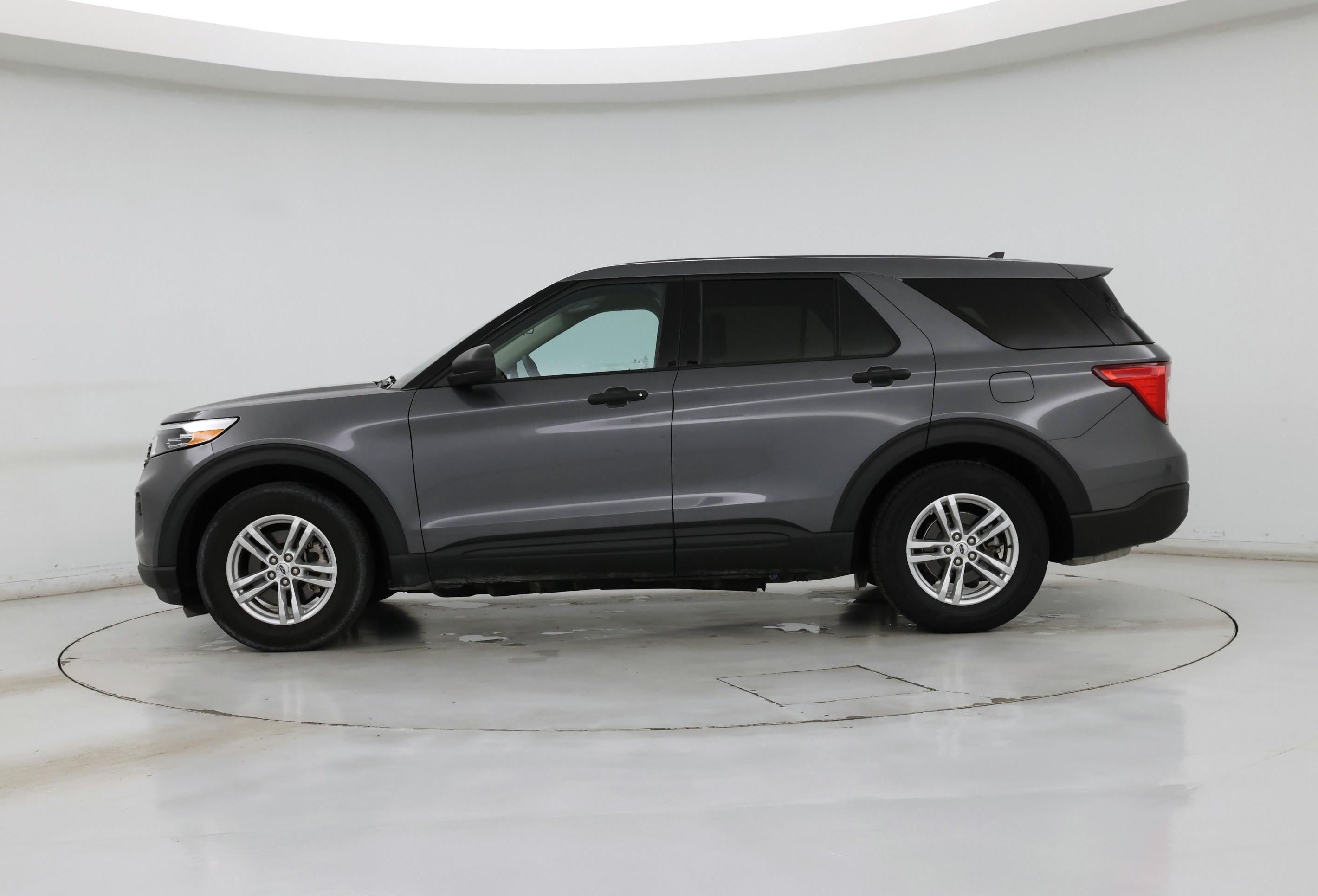 Thumbnail: 2022 Ford Explorer - 3