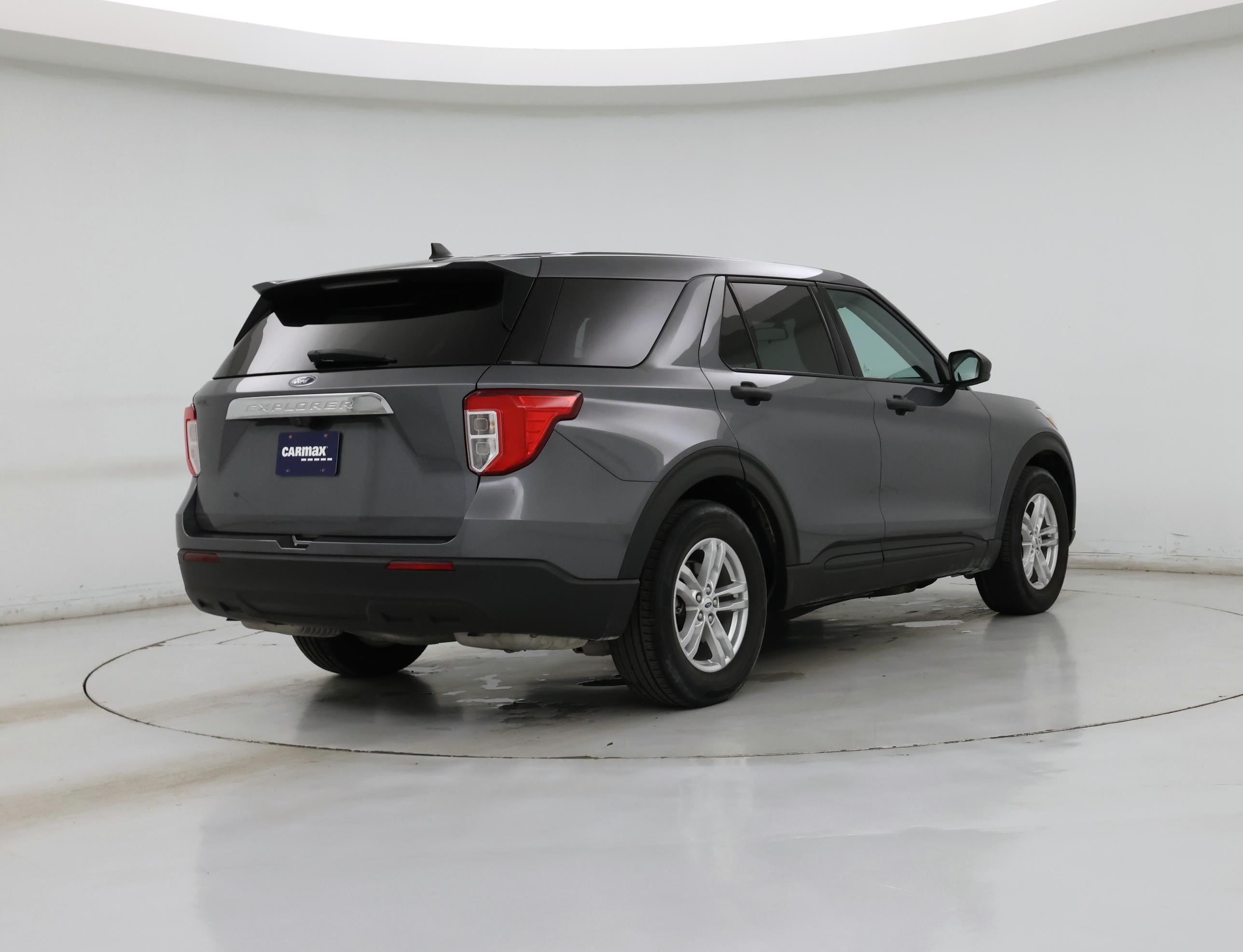 Thumbnail: 2022 Ford Explorer - 8