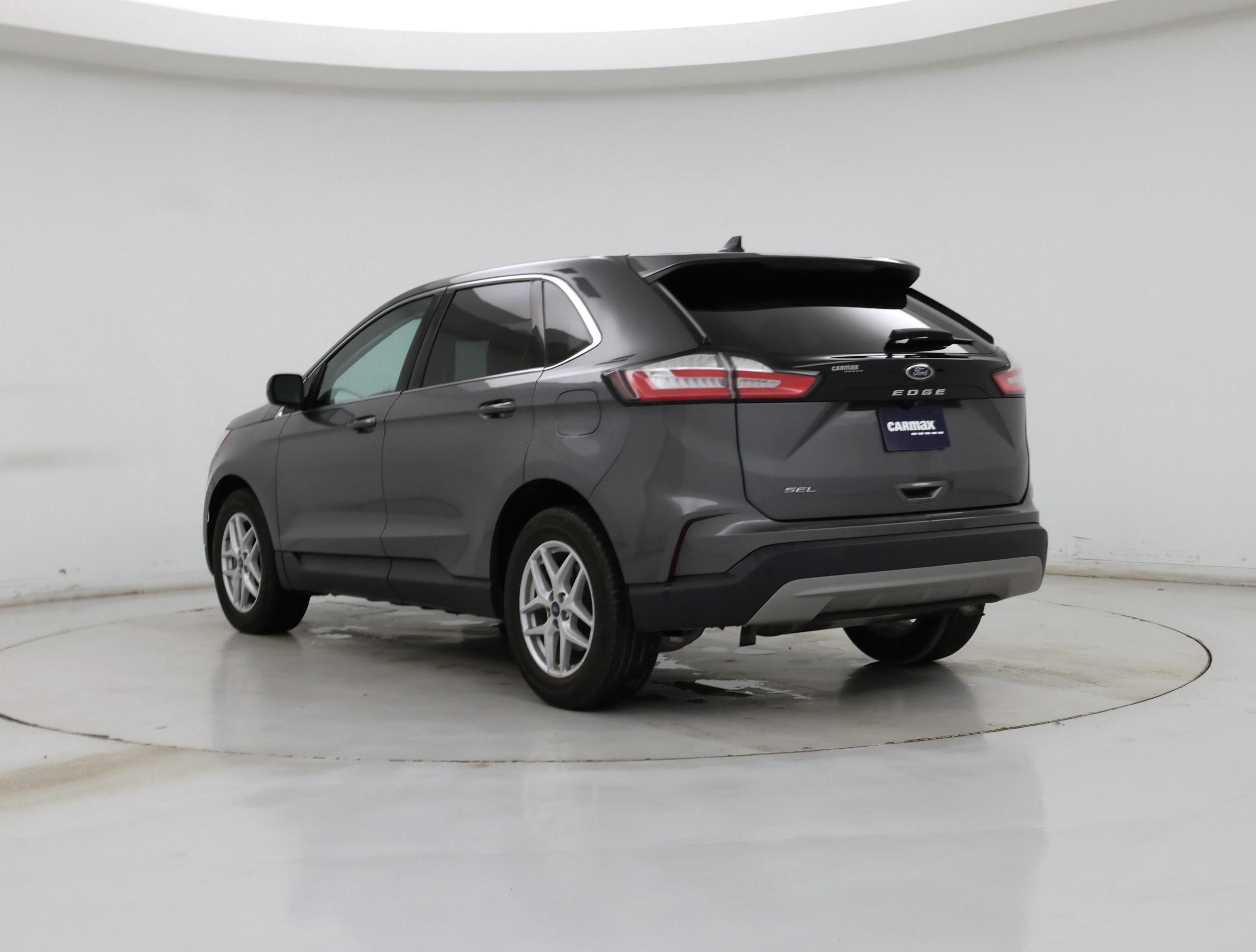 Thumbnail: 2021 Ford Edge - 2