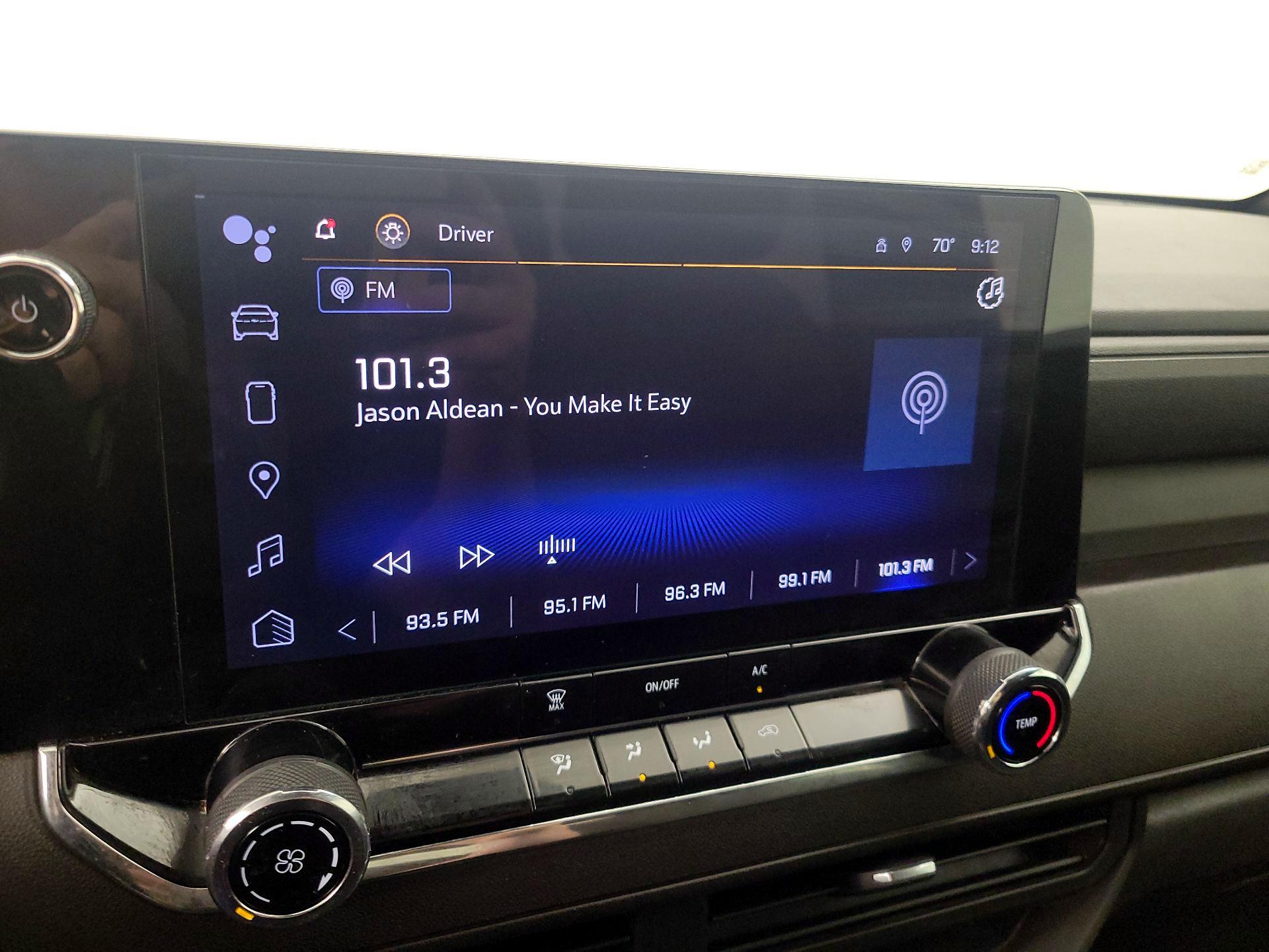 Thumbnail: 2023 Chevrolet Colorado - 15