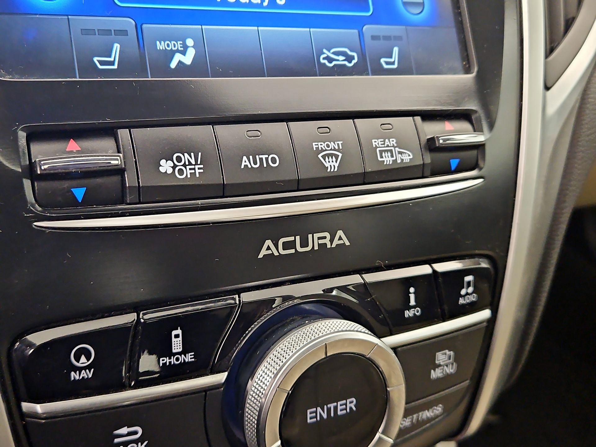 Thumbnail: 2015 Acura TLX - 17