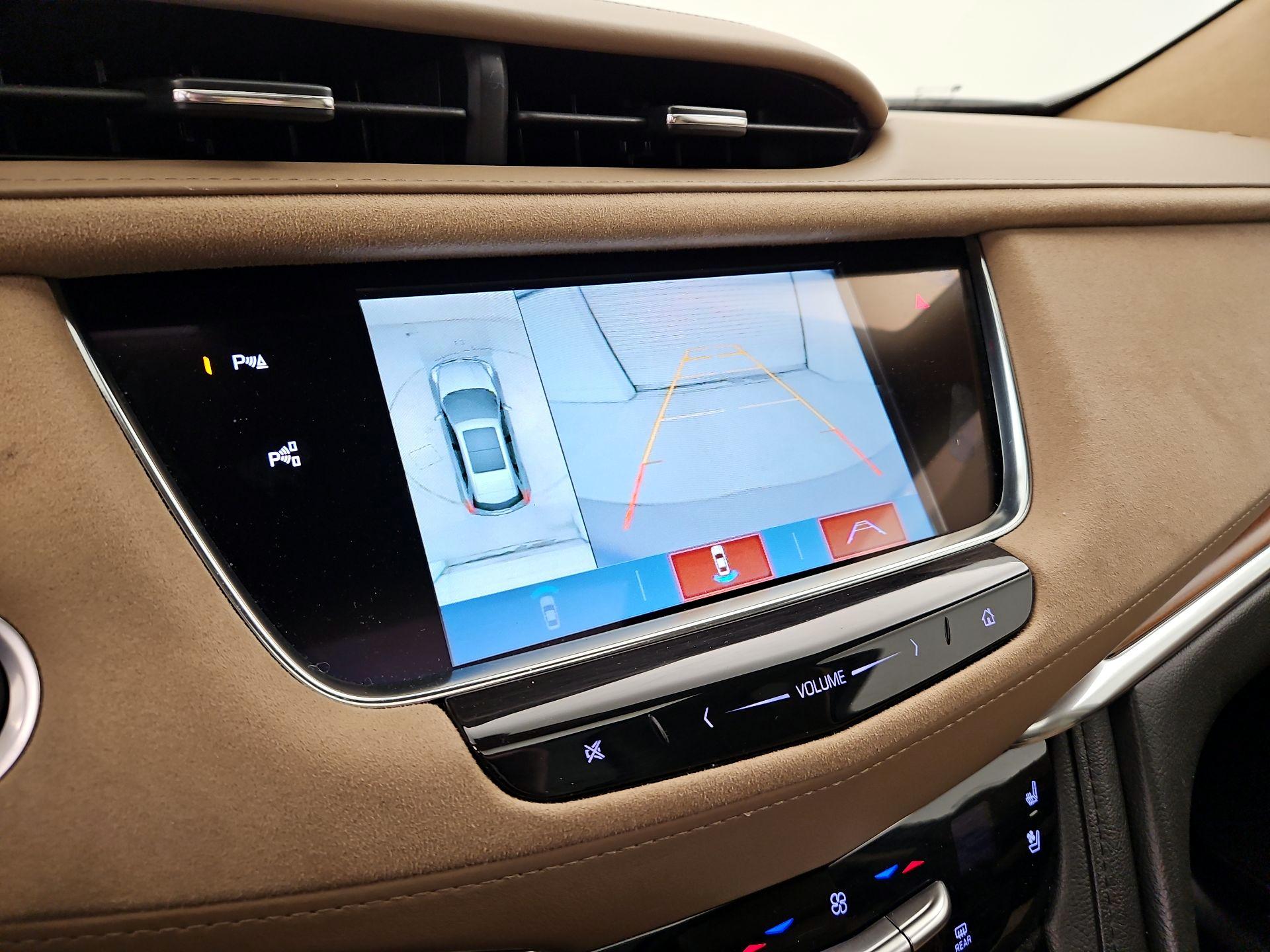 Thumbnail: 2018 Cadillac XT5 - 15