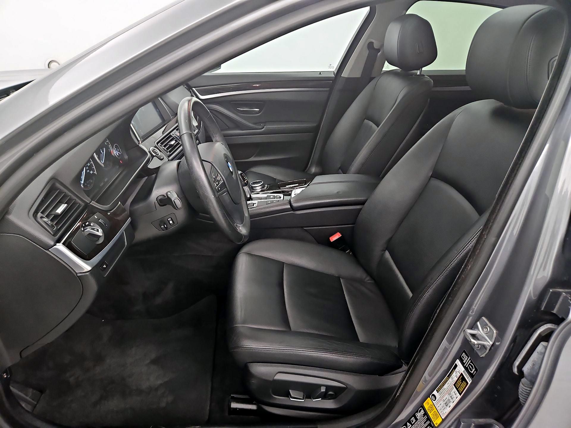 Thumbnail: 2014 BMW 5 Series - 11