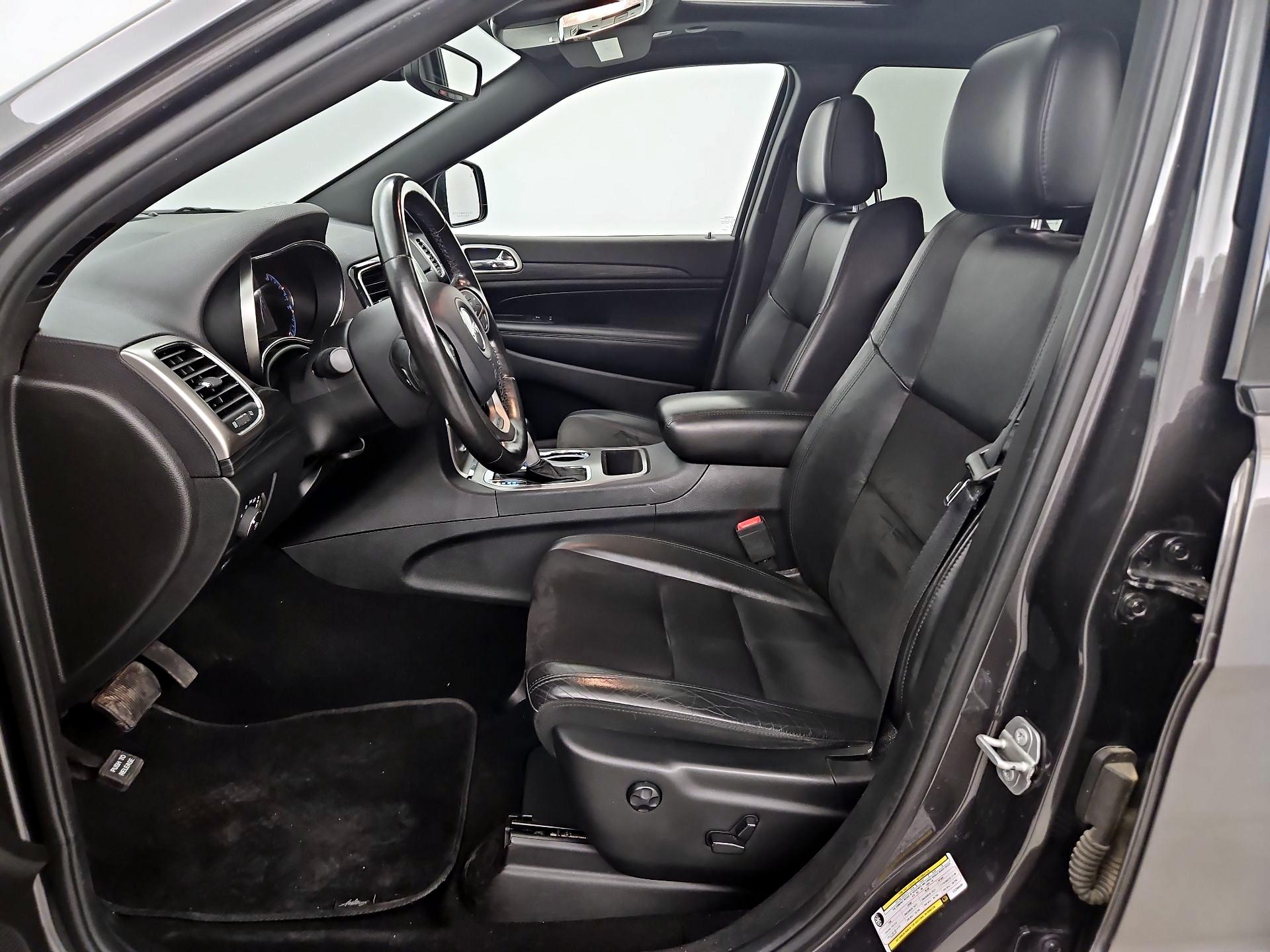 Thumbnail: 2020 Jeep Grand Cherokee - 11