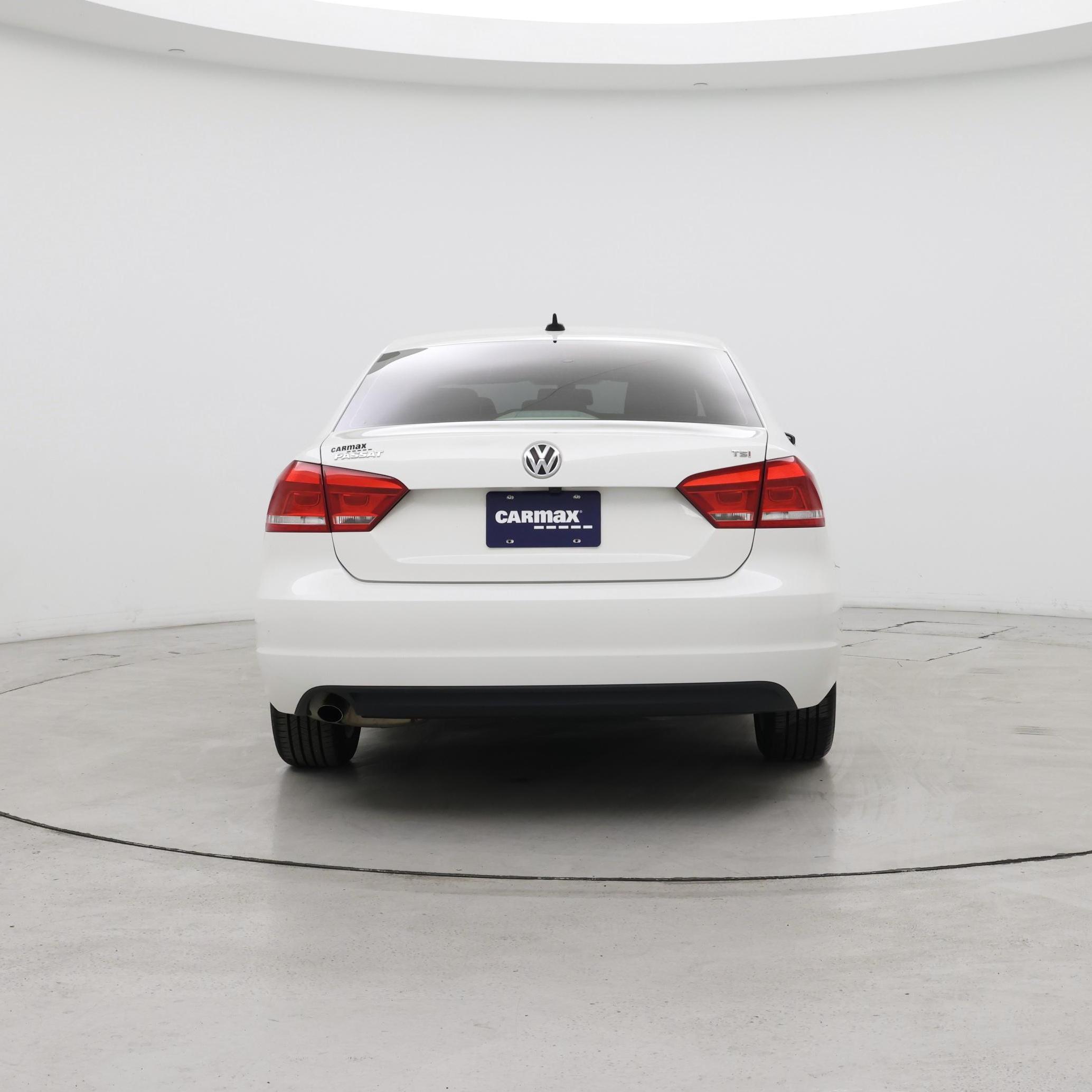 Thumbnail: 2015 Volkswagen Passat - 6