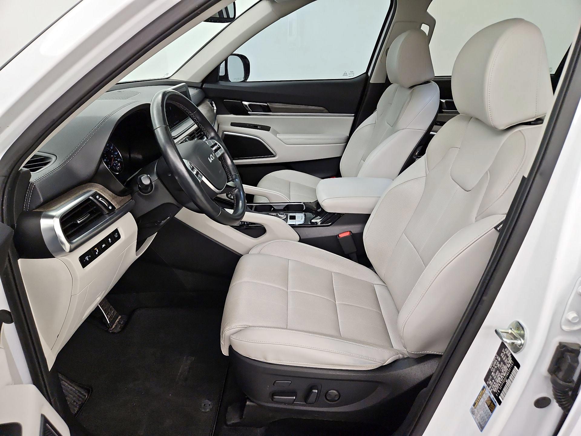 Thumbnail: 2022 Kia Telluride - 11