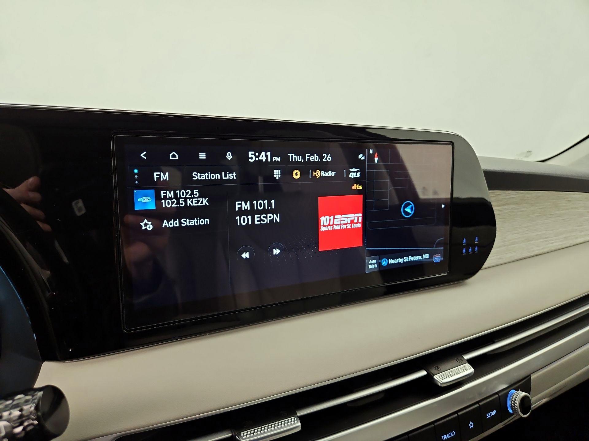 Thumbnail: 2023 Hyundai Palisade - 16