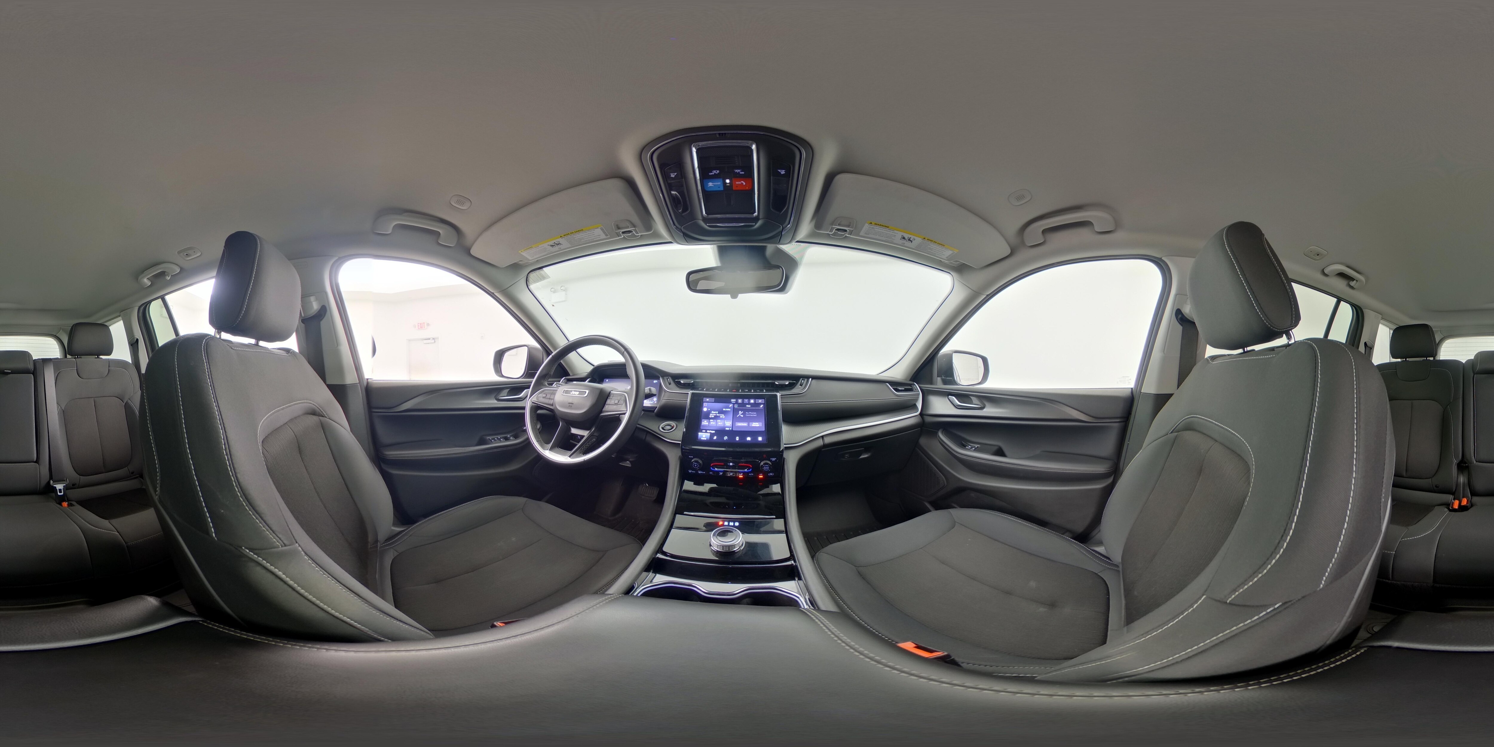 2023 Jeep Grand Cherokee Laredo - Photo 25