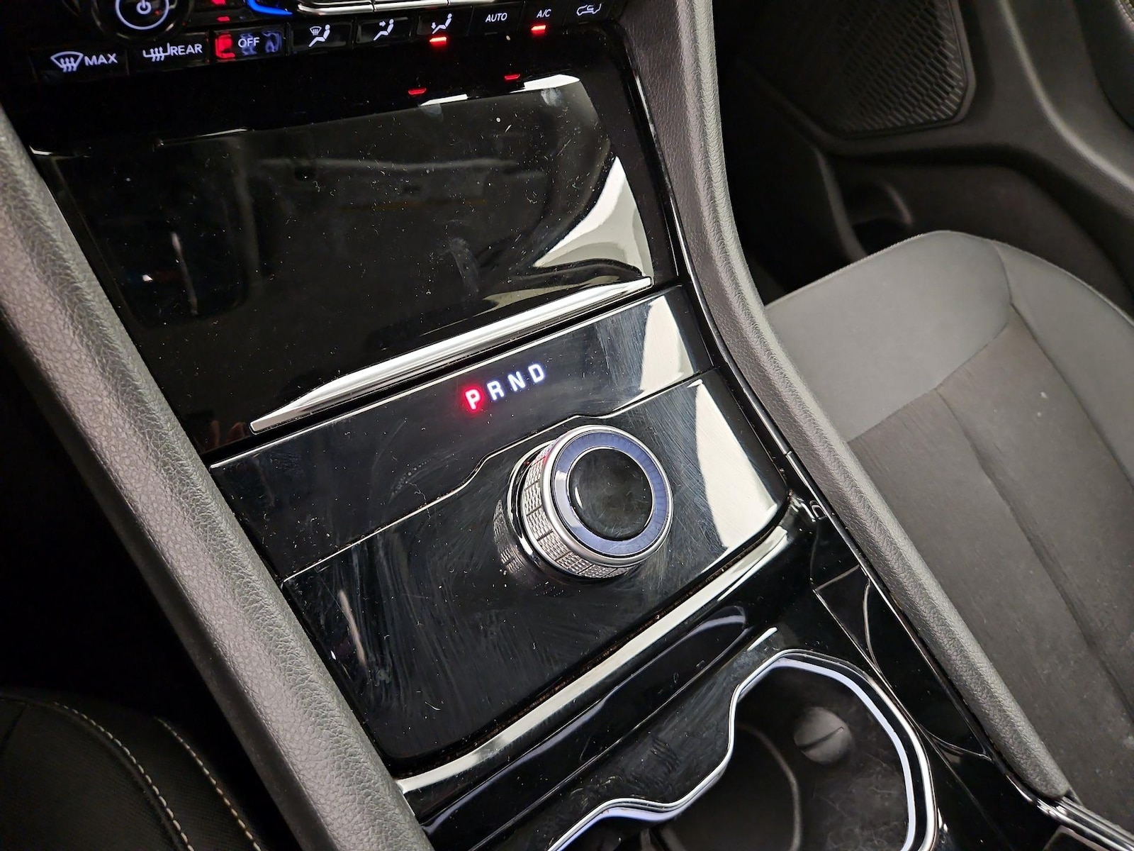 2023 Jeep Grand Cherokee Laredo - Photo 18